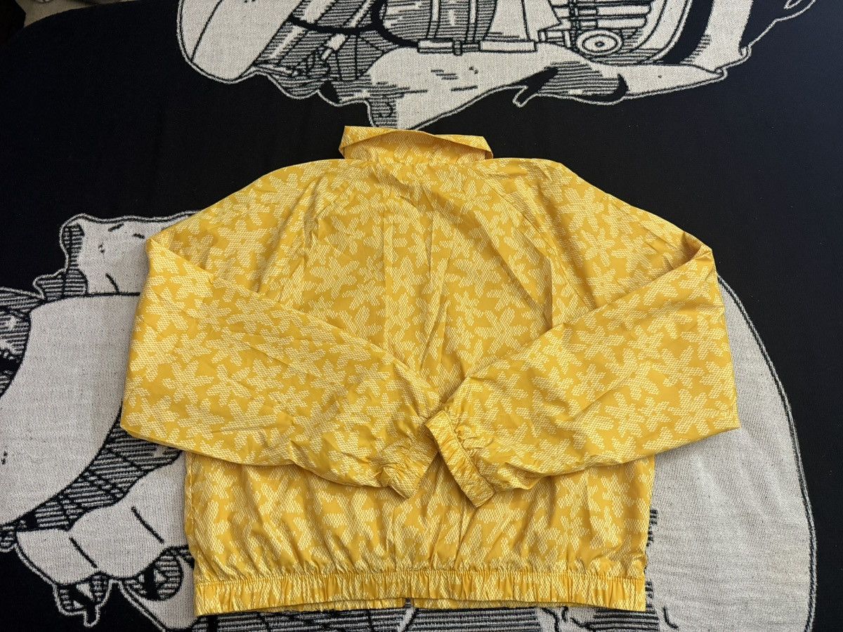 Nike Vintage-style Nike Daisy woven Coach Windbreaker Jacket Size M / US 6-8 / IT 42-44 - 2 Thumbnail