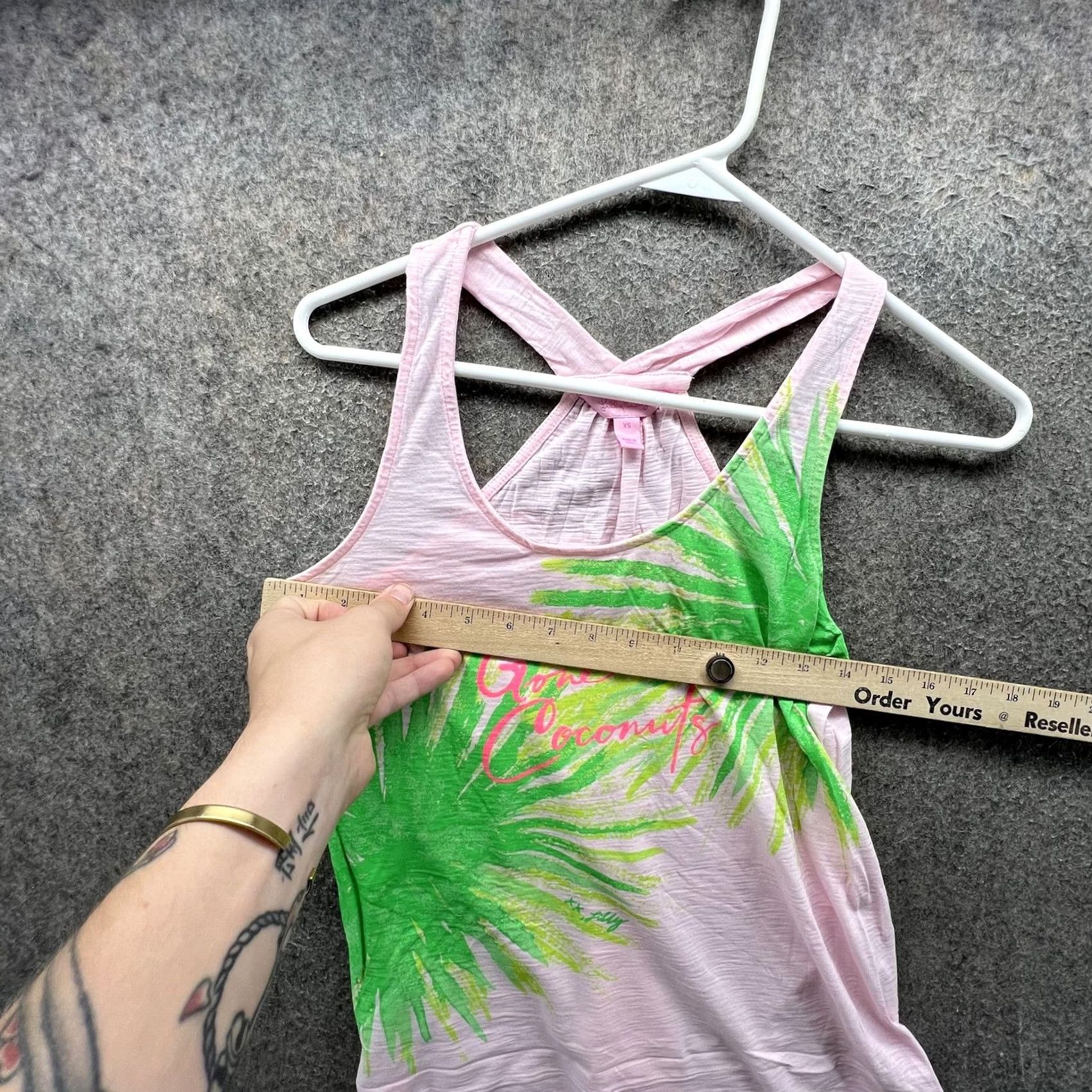 Lilly Pulitzer Lilly Pulitzer Tank Top Womens XS Pink Gone Coconuts Palm Graphic Pima Cotton Tank Top Womens XS Pink Gone Coconuts Palm Graphic Size XS / US 0-2 / IT 36-38 - 5 Thumbnail