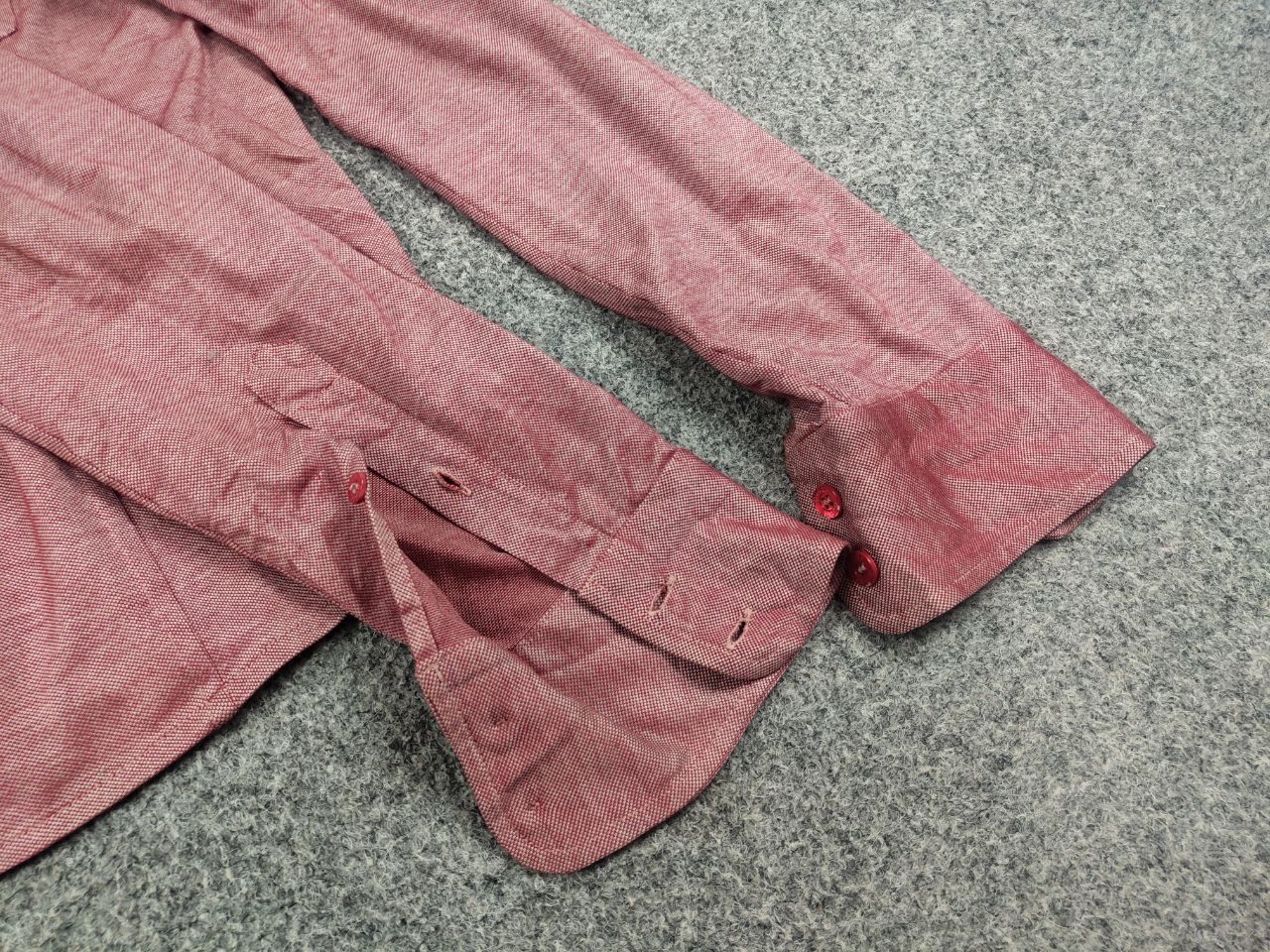 Gucci Vintage '08 Gucci glossy red 1/4 button Long sleeve Shirt Size M / US 6-8 / IT 42-44 - 12 Thumbnail