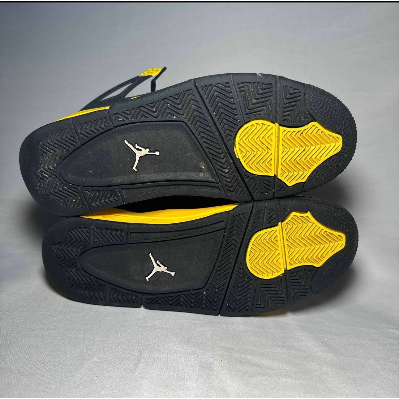 Jordan Brand × Nike Size 8.5 - Nike Air Jordan 4 Retro Thunder 2023 Men's Shoes Size US 8.5 / EU 41-42 - 6 Thumbnail