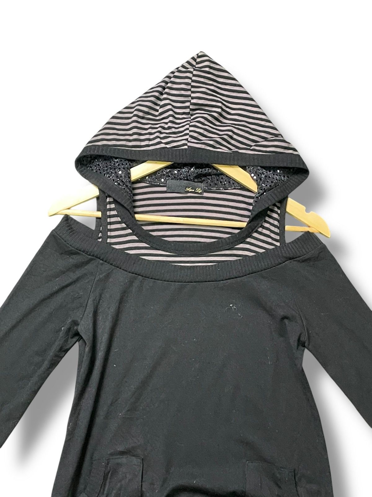 If Six Was Nine × Japanese Brand × Le Grande Bleu (L.G.B.) Aqua Lip Top Double Layer Punk Gothic Hooded Size XS / US 0-2 / IT 36-38 - 2 Thumbnail