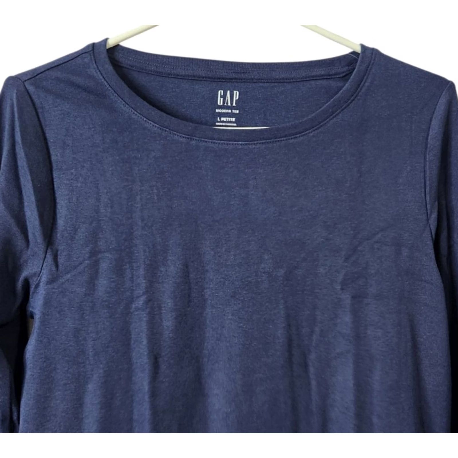 Gap Gap Womens Petite L Modern Long Sleeve T-Shirt Navy Blue Crewneck Size L / US 10 / IT 46 - 3 Thumbnail