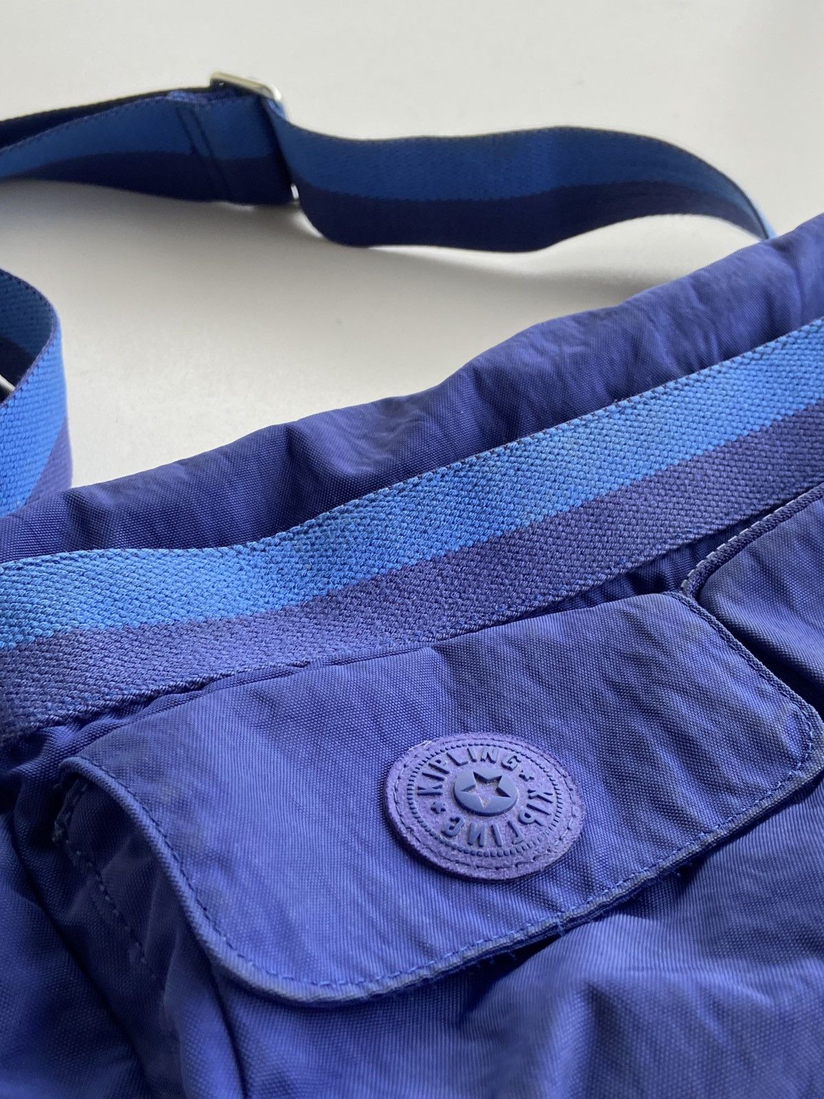 Vintage Kipling Vintage Bag Y2K Style Hype Messenger Size ONE SIZE - 6 Thumbnail