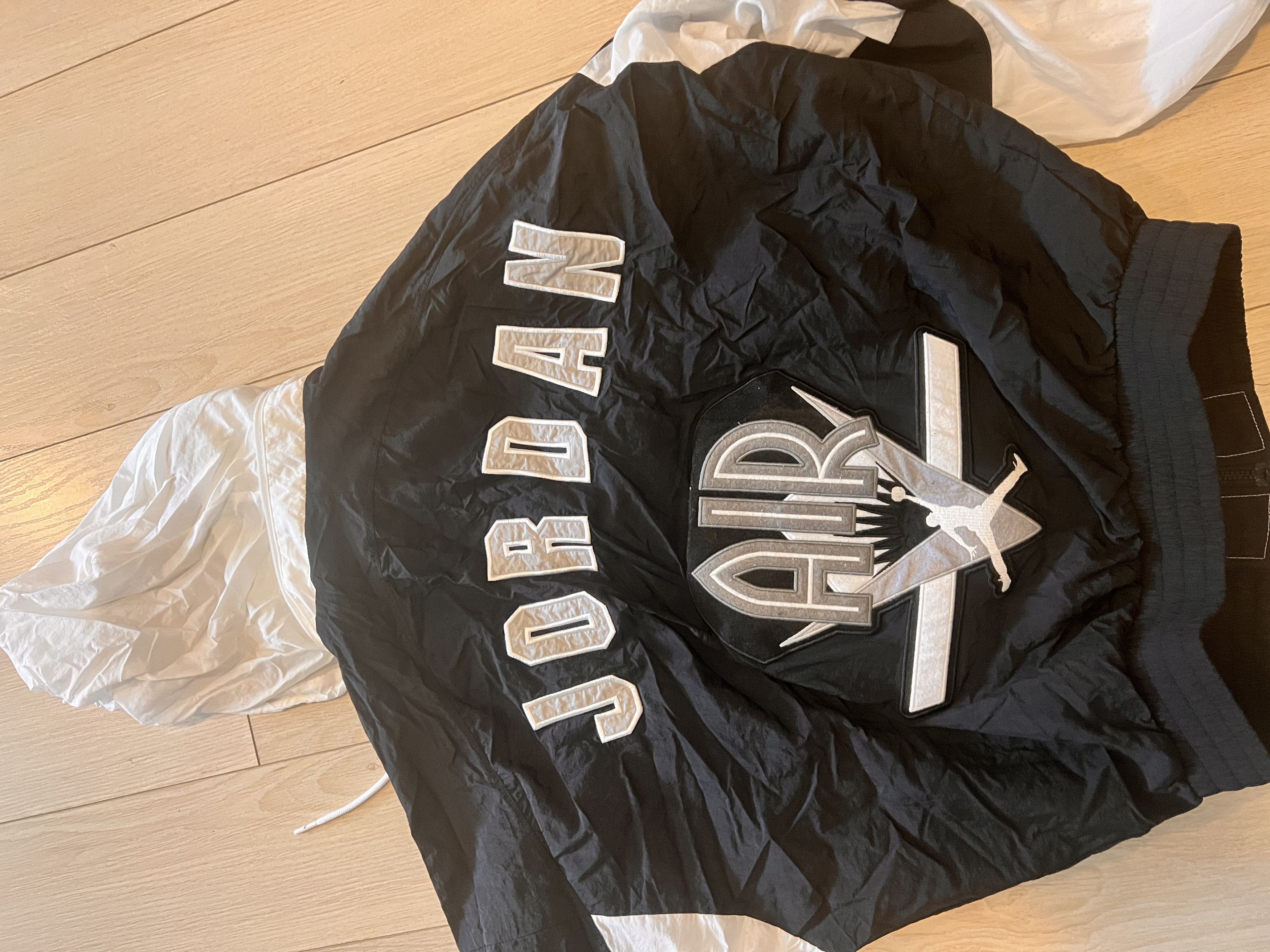 Jordan Brand Vintage Air Jordan x Nike Windbreaker Size US S / EU 44-46 / 1 - 3 Thumbnail