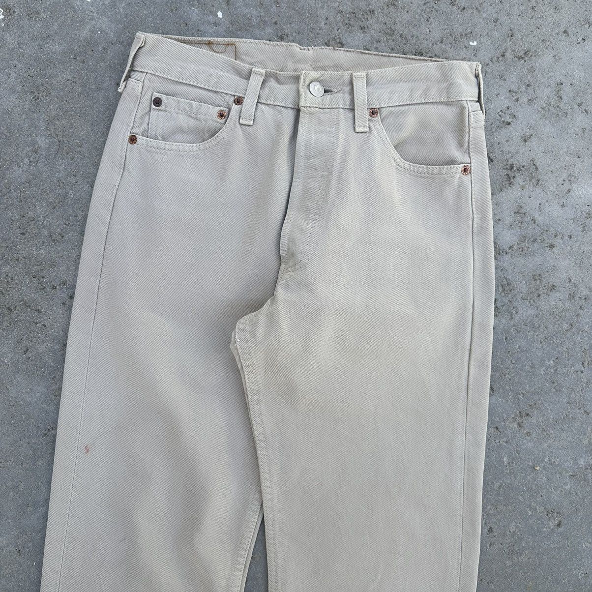 Levi's VTG 90’s Levis 501 England Made Beige Denim Jeans Size US 27 - 3 Thumbnail