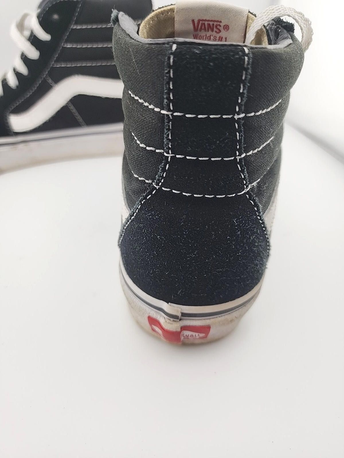 Vans Vans Shoes Hi Tops Men 7.5 Women 9 Black Suede Off The Wall Size US 7.5 / EU 40-41 - 7 Thumbnail