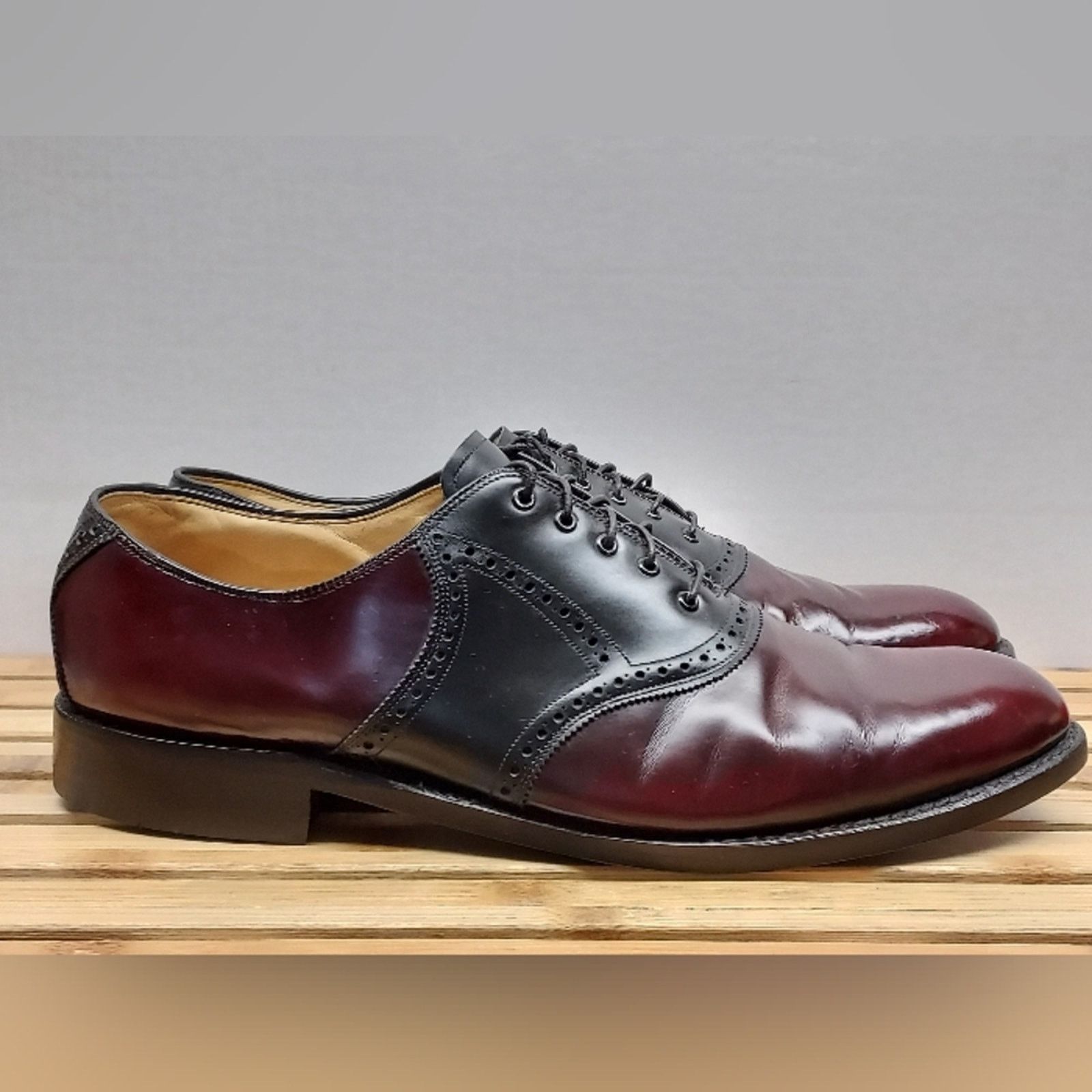 Johnston & Murphy Johnston & Murphy Mens Saddle Burgandy Oxford Shoes Size 14 Size US 14 / EU 47 - 6 Thumbnail