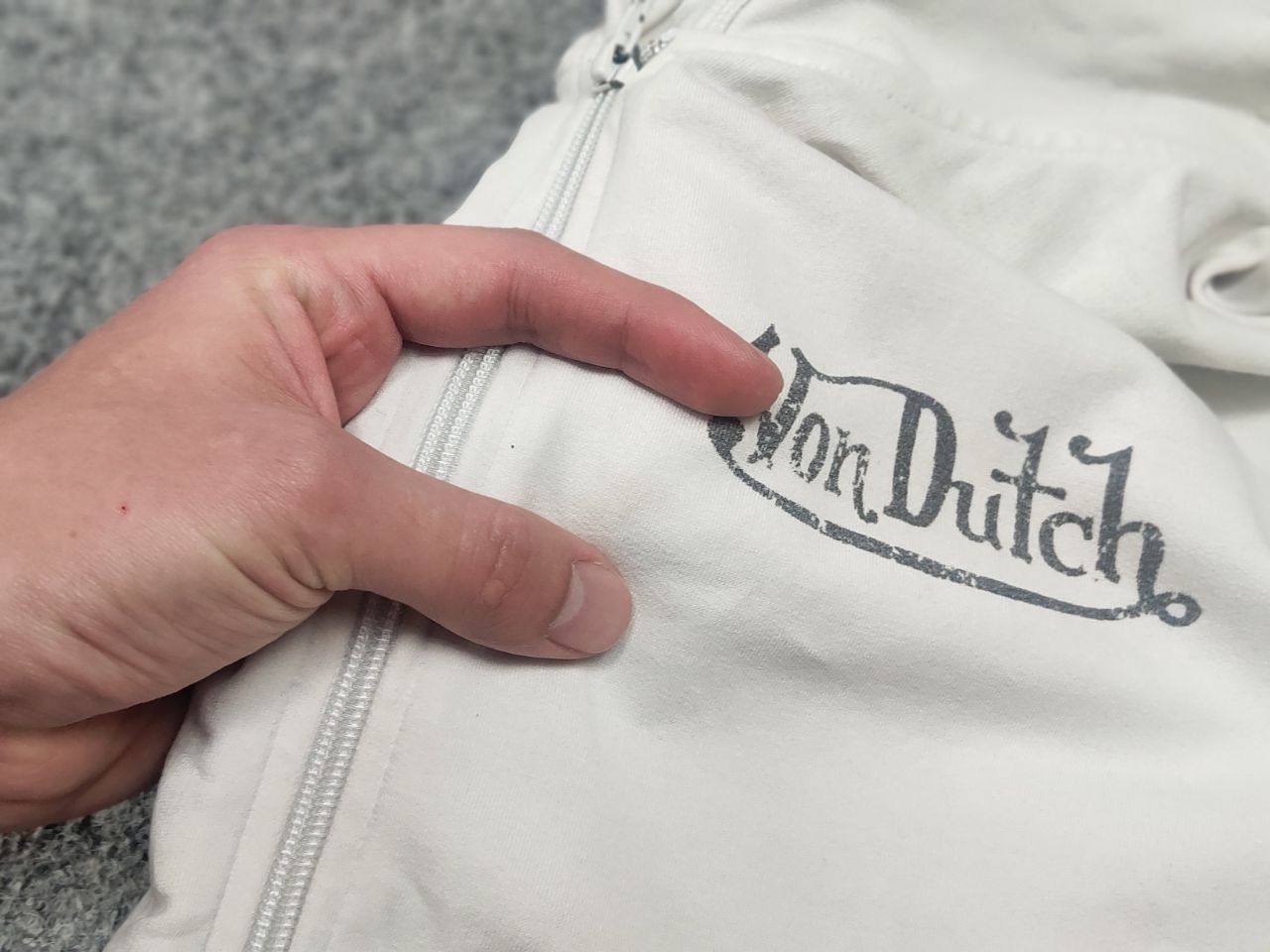 Von Dutch Vintage Von Dutch Big logo white Long sleeve Zip hoodie Size US M / EU 48-50 / 2 - 17 Thumbnail