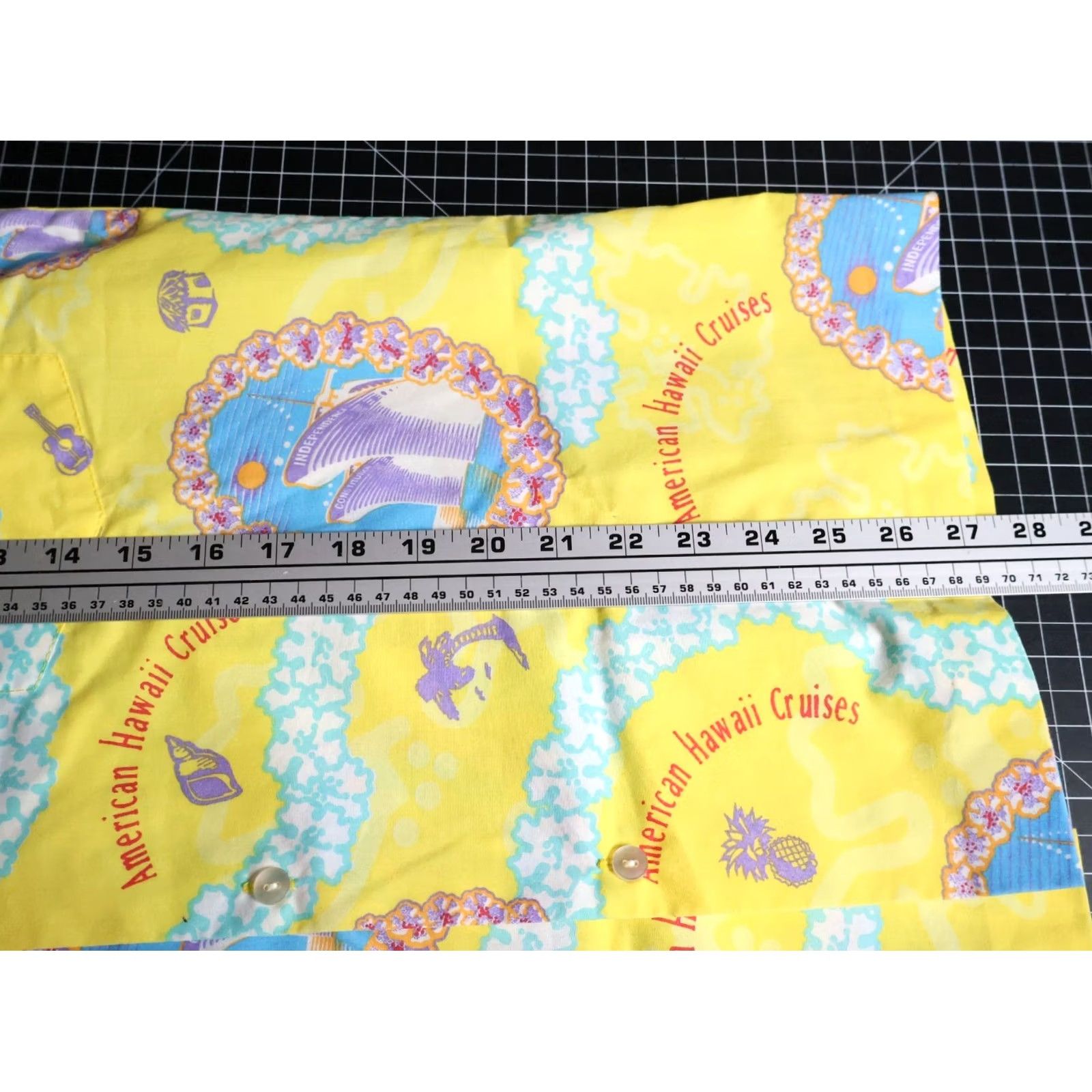 Vintage VINTAGE 80s Hawaiian Cruise Shirt Men Medium Yellow Camp Collar Aloha Nautical VTG Geometric Pattern Short Sleeve Adjustable Sun Ship Theme Womens? Size US M / EU 48-50 / 2 - 6 Thumbnail