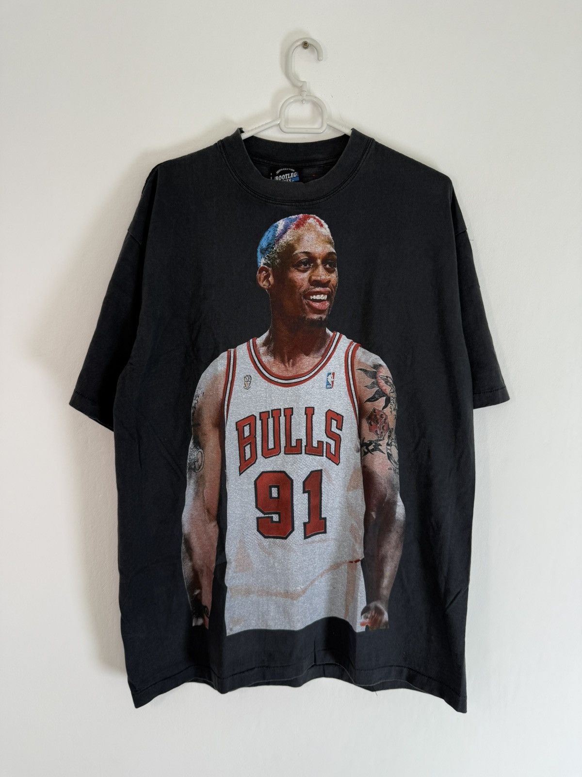Vintage Dennis Rodman NBA chicago bulls merch t shirt vintage dance Size US L / EU 52-54 / 3 - 1 Thumbnail