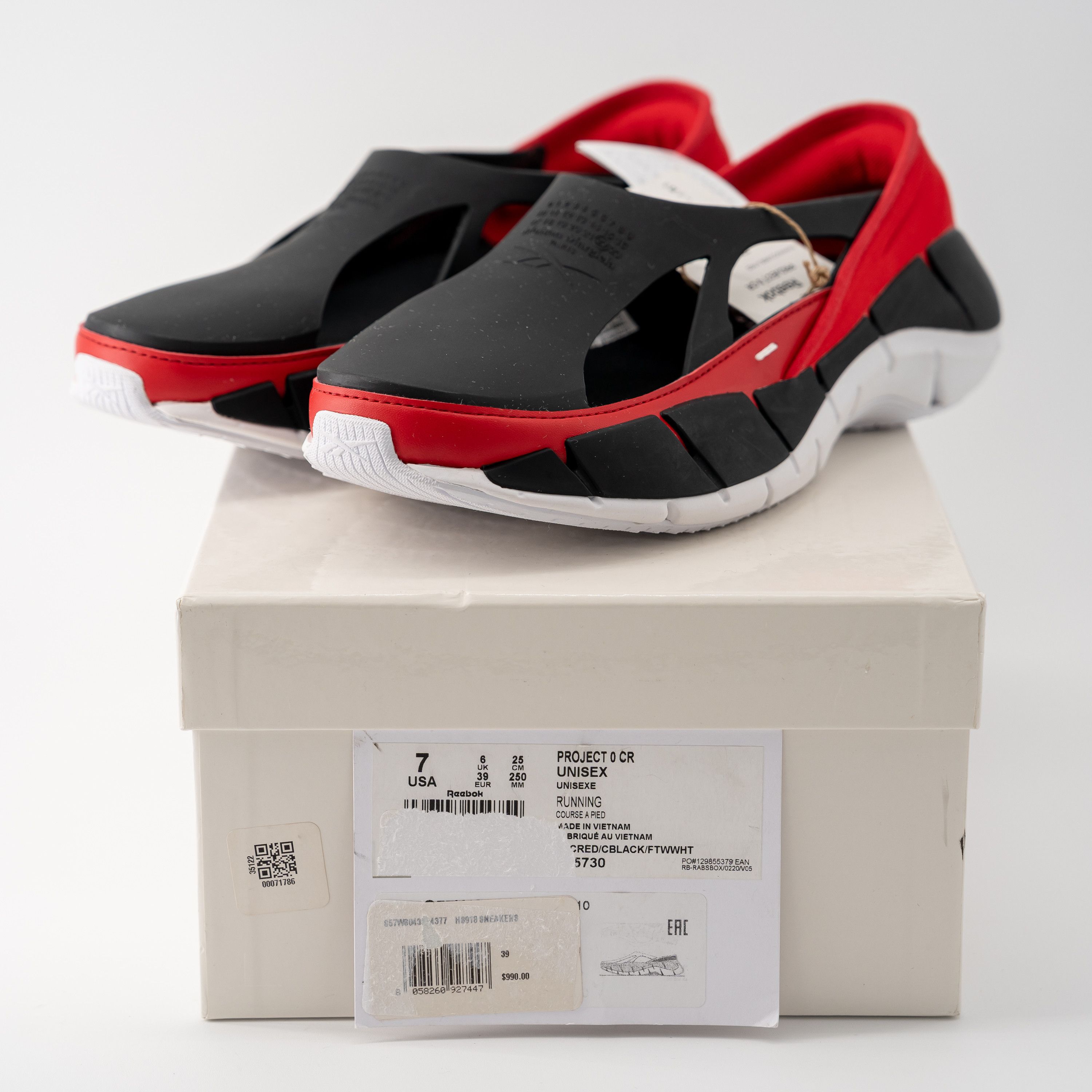 Maison Margiela × Reebok 7 Maison Margiela Reebok White Croafer Black Red Project 0 Size US 7 / EU 40 - 10 Thumbnail