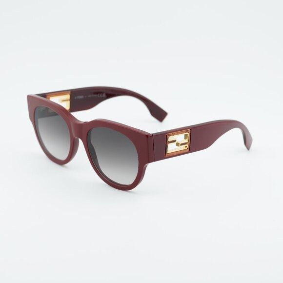 Fendi Fendi FE40147I BAGUETTE 66F Sunglasses Red Round Frame Size ONE SIZE - 1 Thumbnail