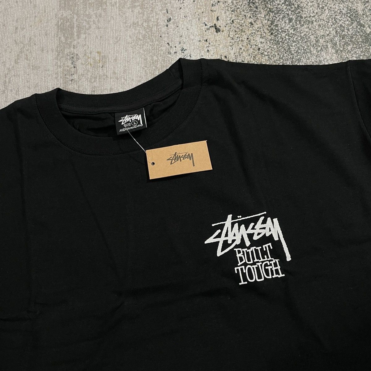 Stussy STUSSY “ BUILT THOUGH “ TSHIRT // LARGE Size US L / EU 52-54 / 3 - 4 Thumbnail