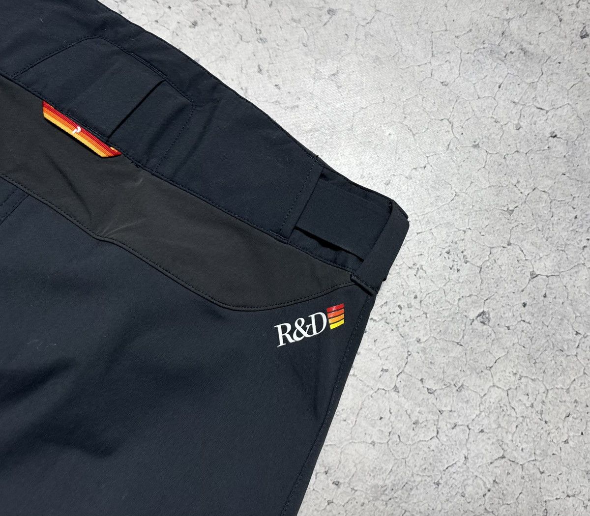 Peak Performance Peak Perfomance Windstopper Nylon Ski Outdoor Pants Size S Size US 30 / EU 46 - 12 Thumbnail