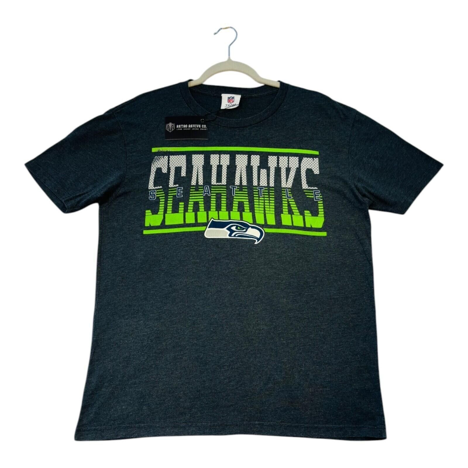 NHL NFL Seahawks T-Shirt Men's UK Size L Grey Graphic Print Size US L / EU 52-54 / 3 - 3 Thumbnail