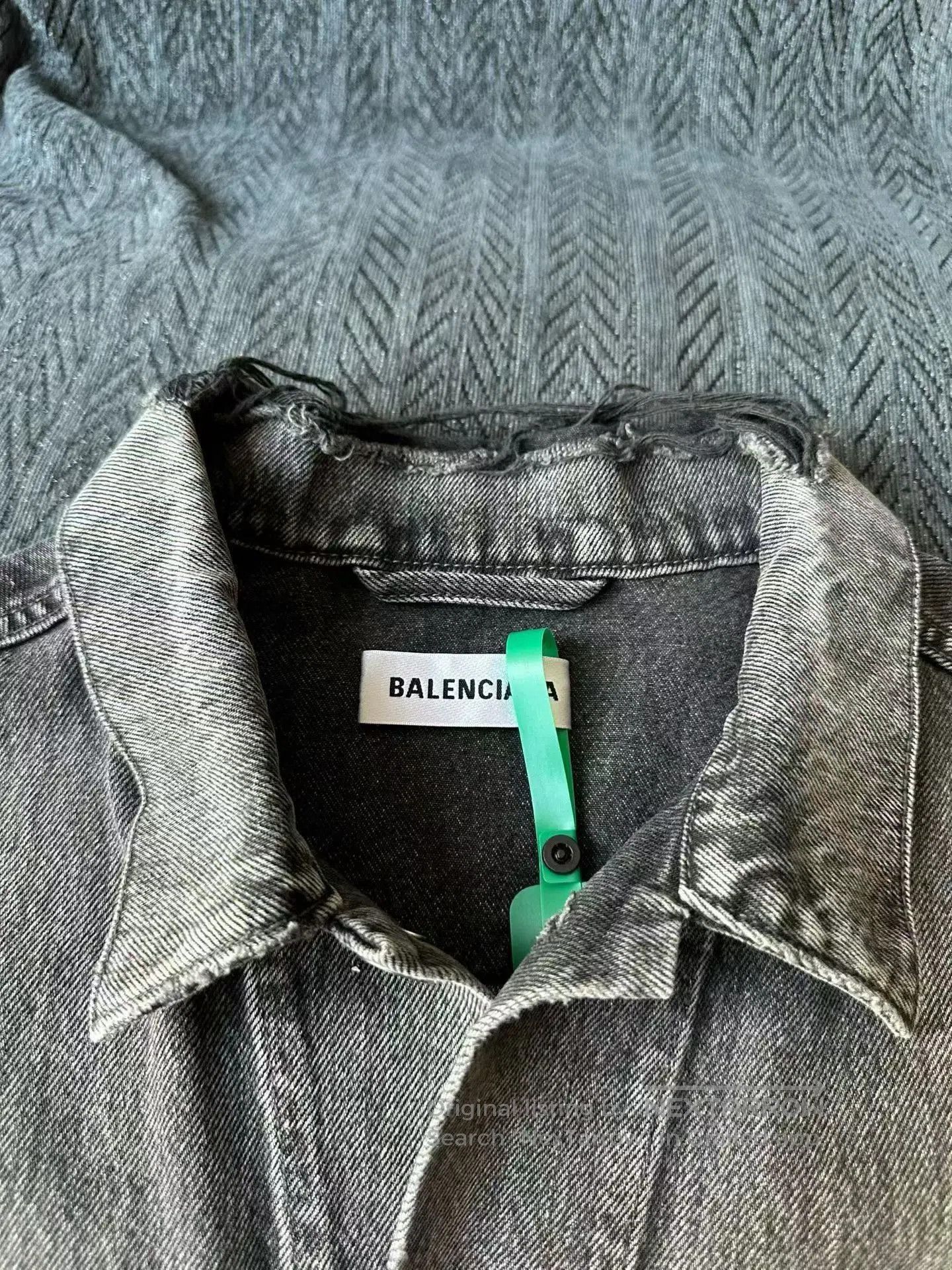 Balenciaga Balenciaga Back Red Letter Denim Jacket. Size US M / EU 48-50 / 2 - 3 Thumbnail
