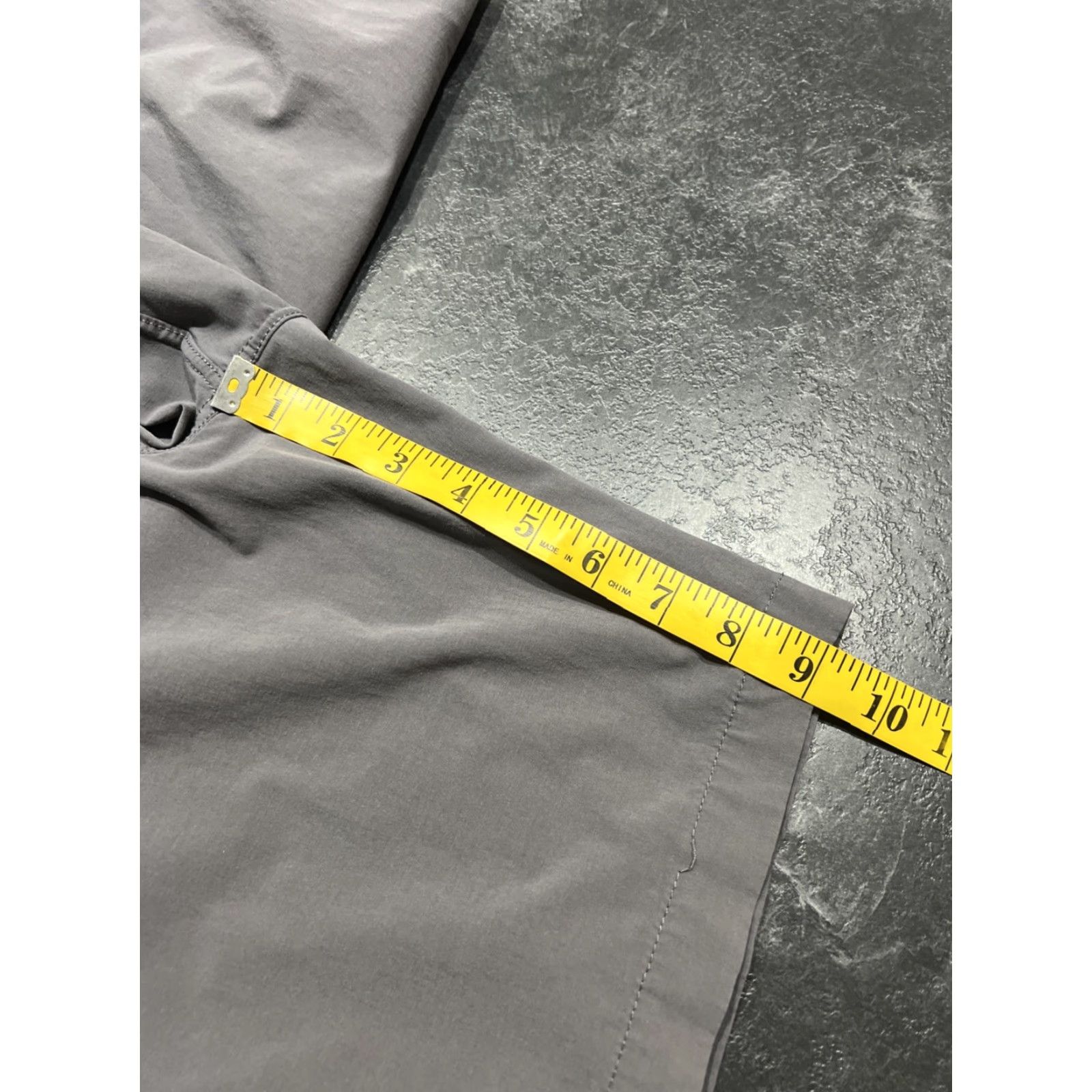 Southern Tide Southern Tide Shorts Mens 34 Gray Chino Casual Nylon Spandex Flat Front Pockets Stretch 8in Inseam Regular Microfiber Size US 34 / EU 50 - 6 Thumbnail