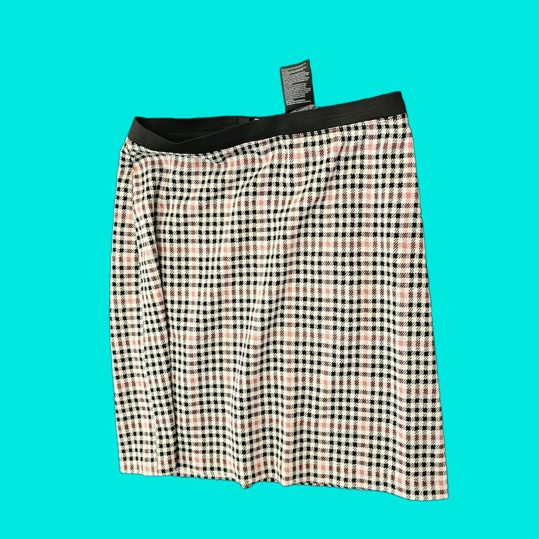 H&M Divided by H&M Skirt Women's S Beige Black Plaid Mini School Elastic Pull On Short Seasonal Bag? Size 28" / US 6 / IT 42 - 1 Thumbnail