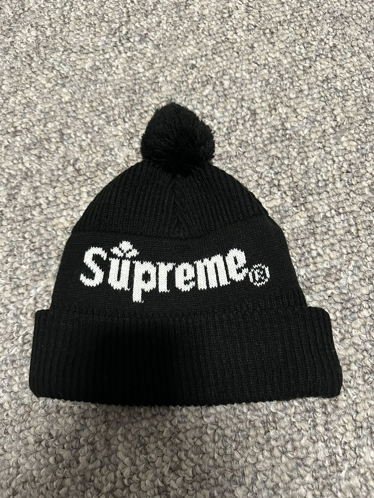 Supreme Pom beanie Size ONE SIZE - 1 Thumbnail