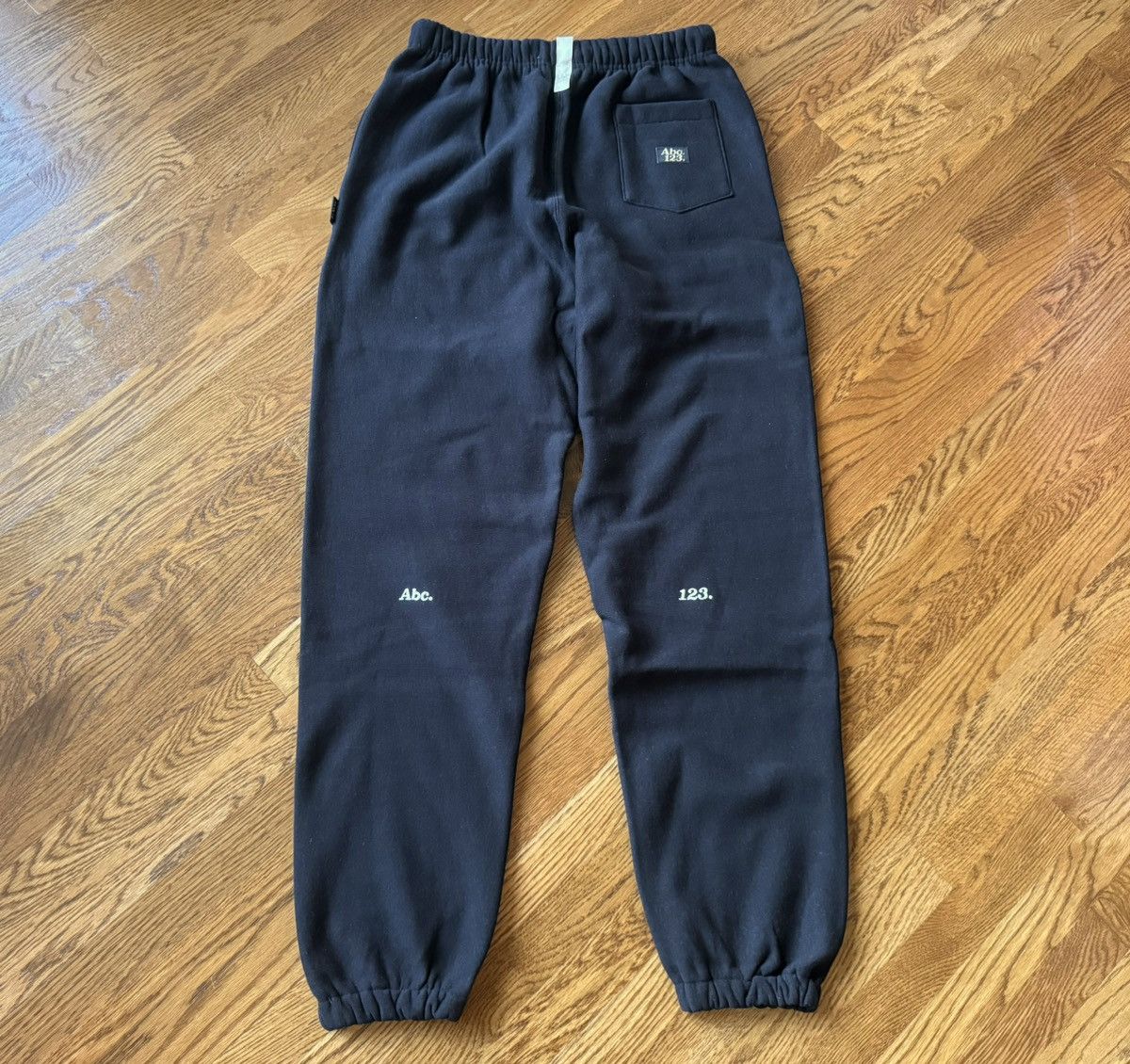 Advisory Board Crystals XL Black ABC Sweatpants Anthracite 34 Joggers ABC. 123 Size US 36 / EU 52 - 3 Thumbnail