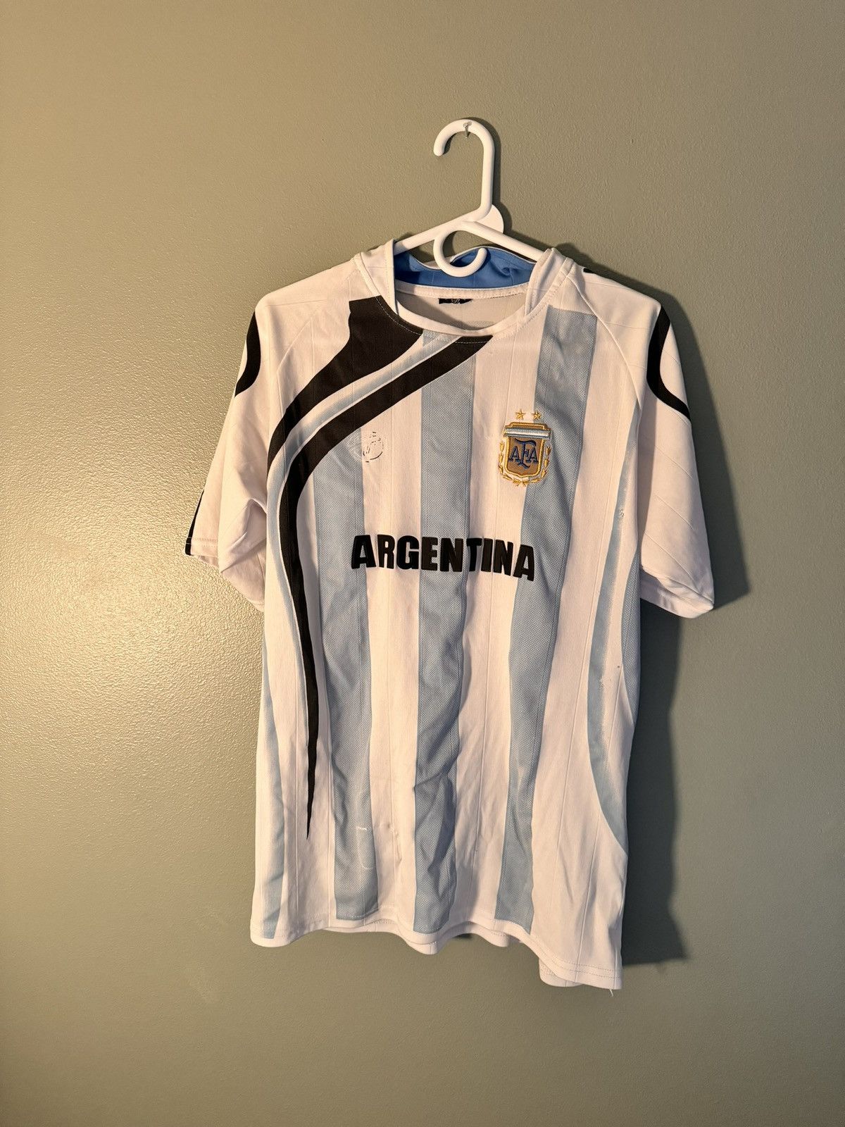 Other Argentinian fútbol jersey Size US M / EU 48-50 / 2 - 4 Thumbnail