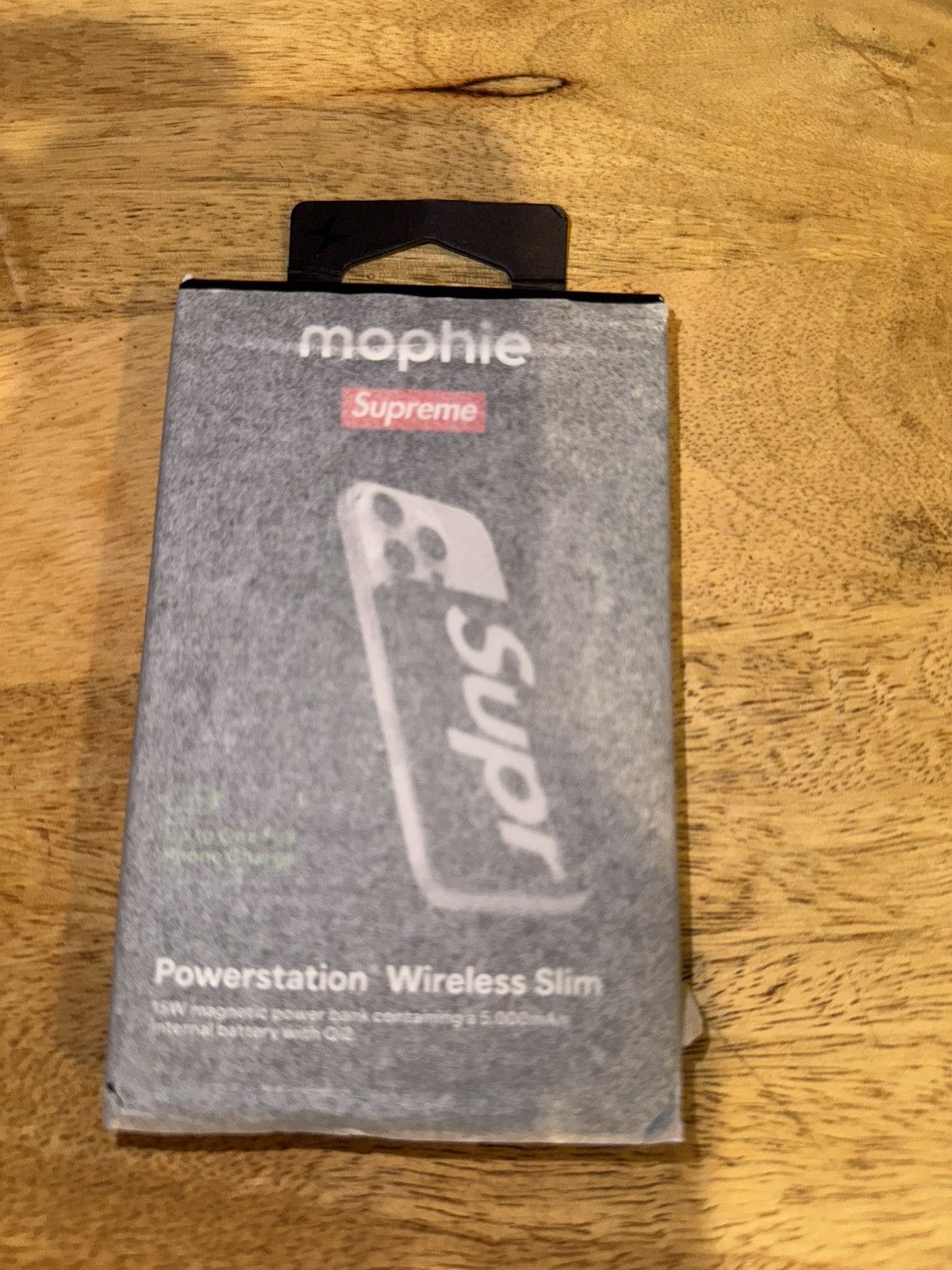 Mophie × Supreme Supreme mophie Qi2 Powerstation Size ONE SIZE - 1 Thumbnail