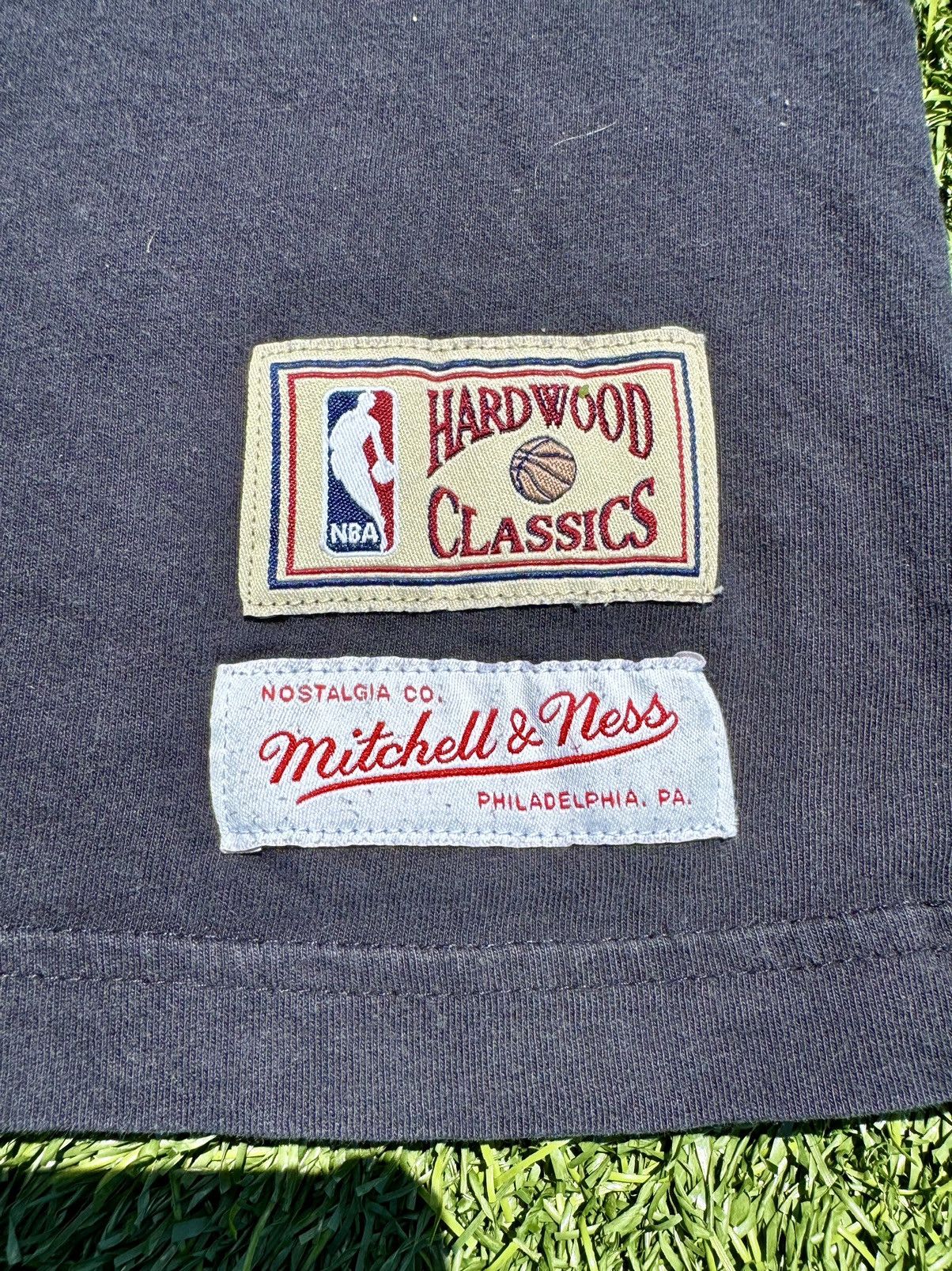 Mitchell & Ness Milwaukee Bucks Ray Allen Mitchell & Ness Jersey Size US M / EU 48-50 / 2 - 7 Thumbnail