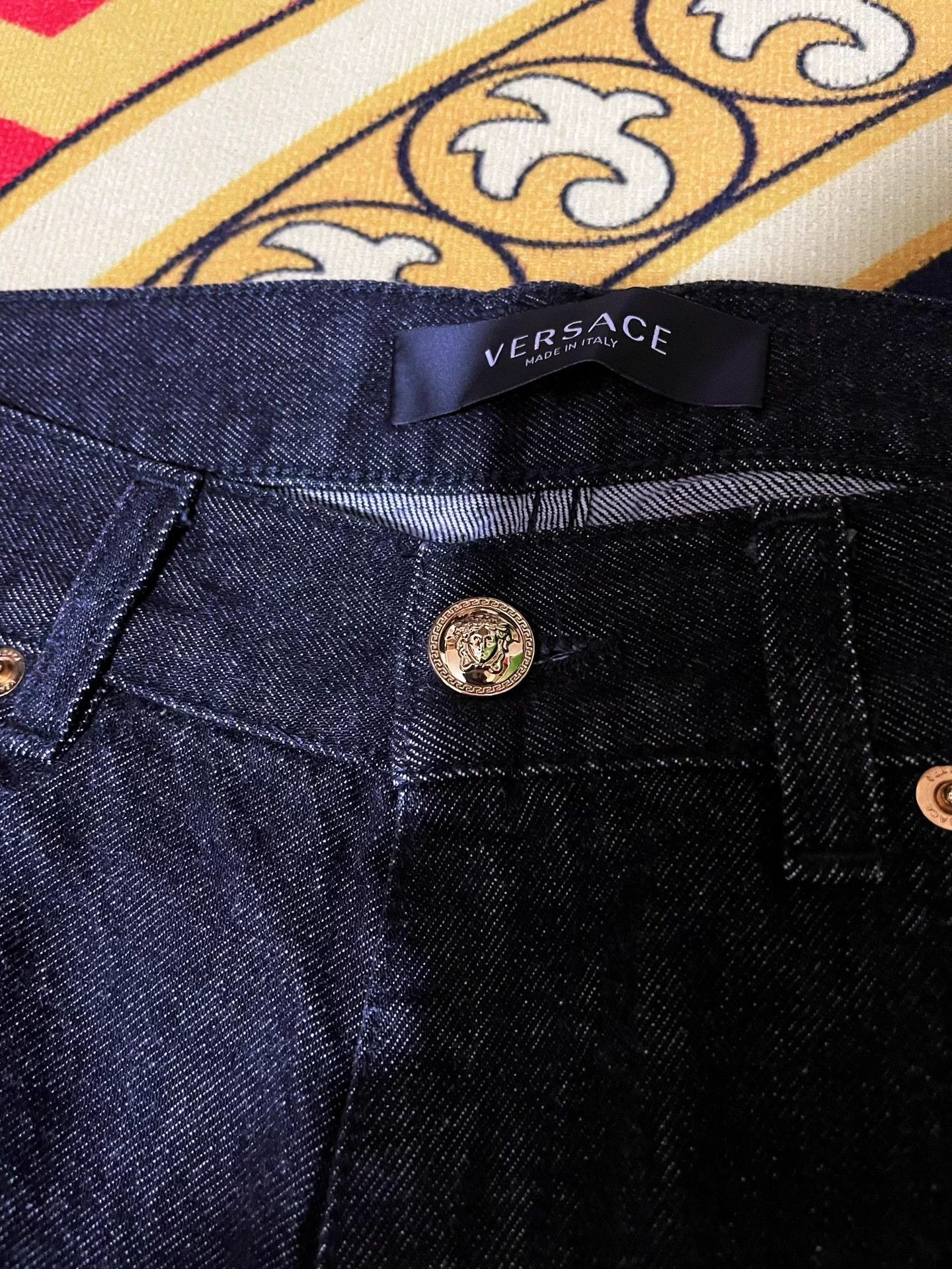 Versace Versace Main Line Runway Washed Jeans Men's 31 Size US 31 - 3 Thumbnail