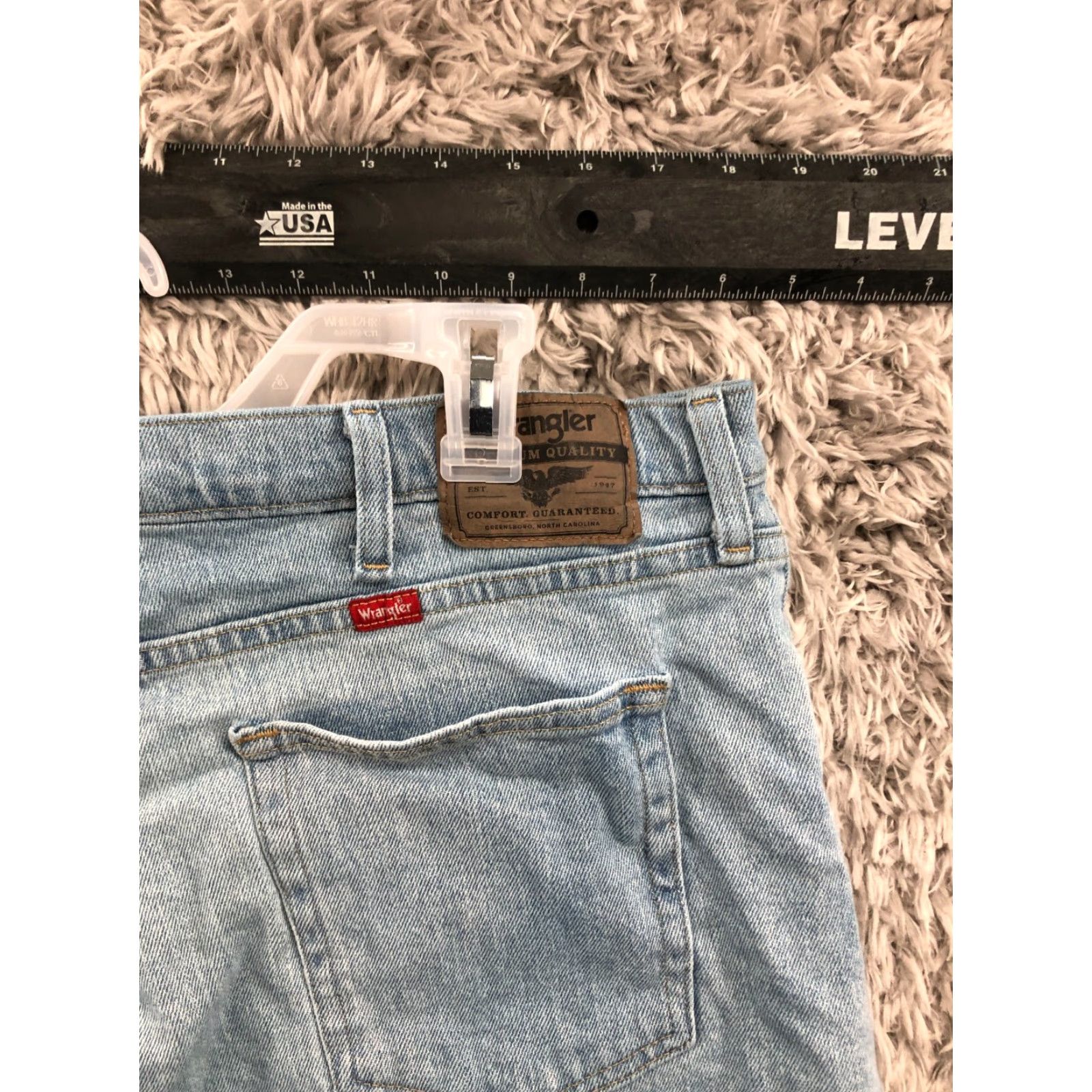Wrangler Wrangler Bermuda Shorts Mens Size 38 Mid Rise Dark Wash Blue Denim Size US 38 / EU 54 - 5 Thumbnail