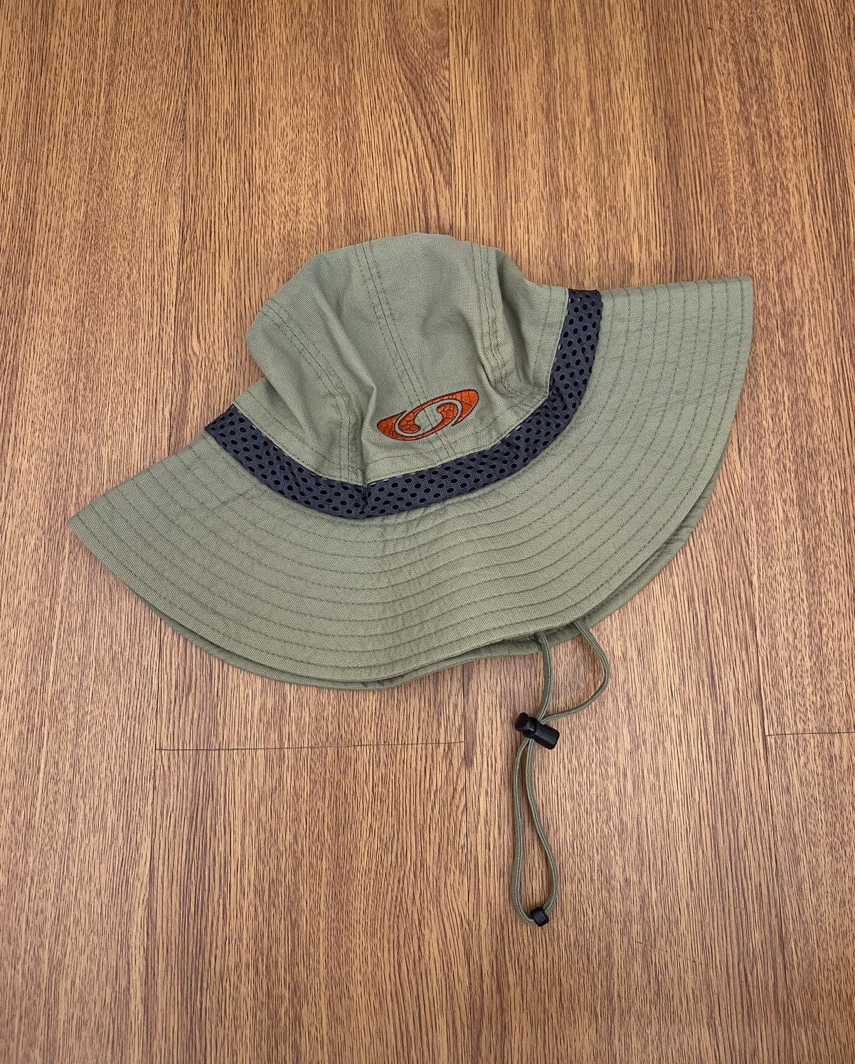 image of Outdoor Life x Salomon Vintage Salomon Bucket Hat in Brown Tan, Men's