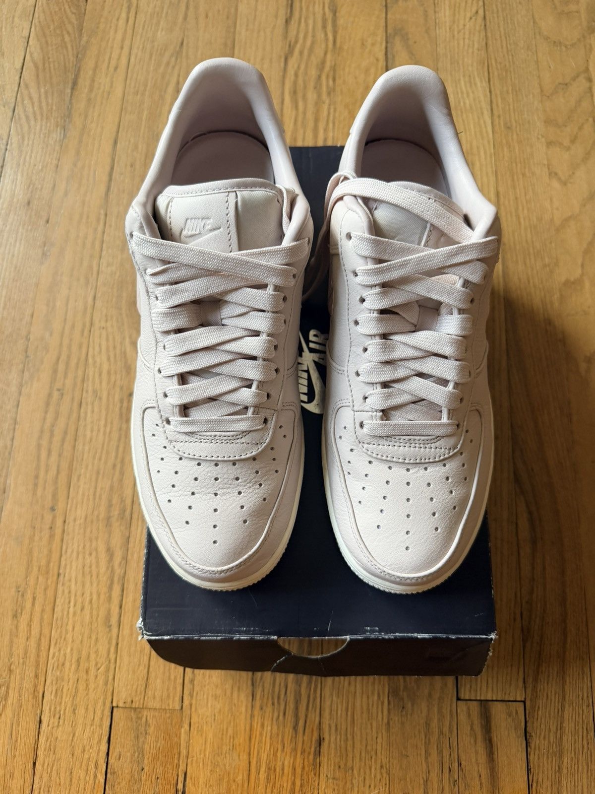 Nike Nike Air force 1 Retro PRM Size US 8 / EU 41 - 1 Thumbnail