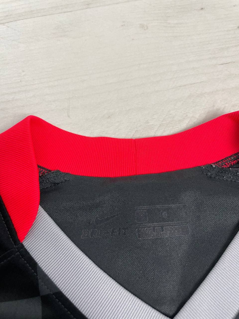 Nike Nike Liverpool 2020 2021 Third Soccer Shirt Jersey Football Size US L / EU 52-54 / 3 - 8 Thumbnail