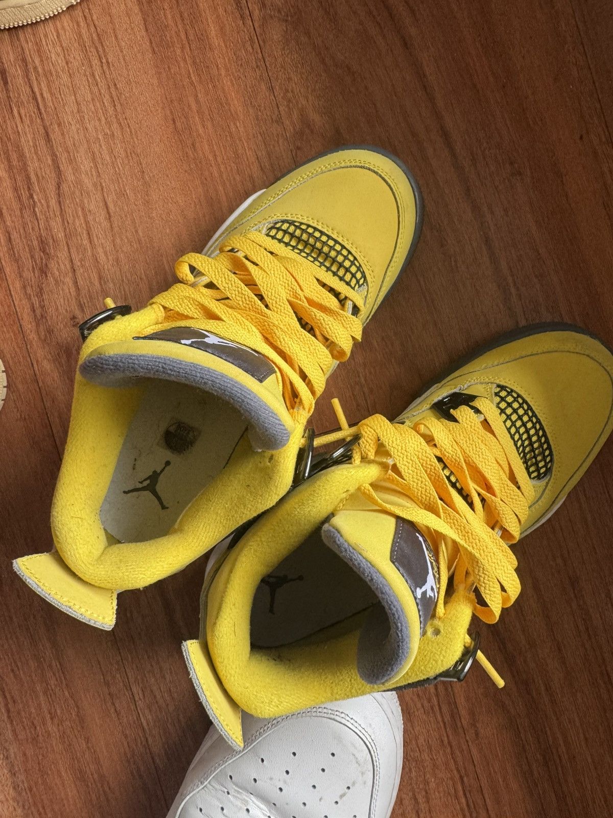 Jordan Brand Jordan 4 Lightning Size US 6 / EU 39 - 6 Thumbnail
