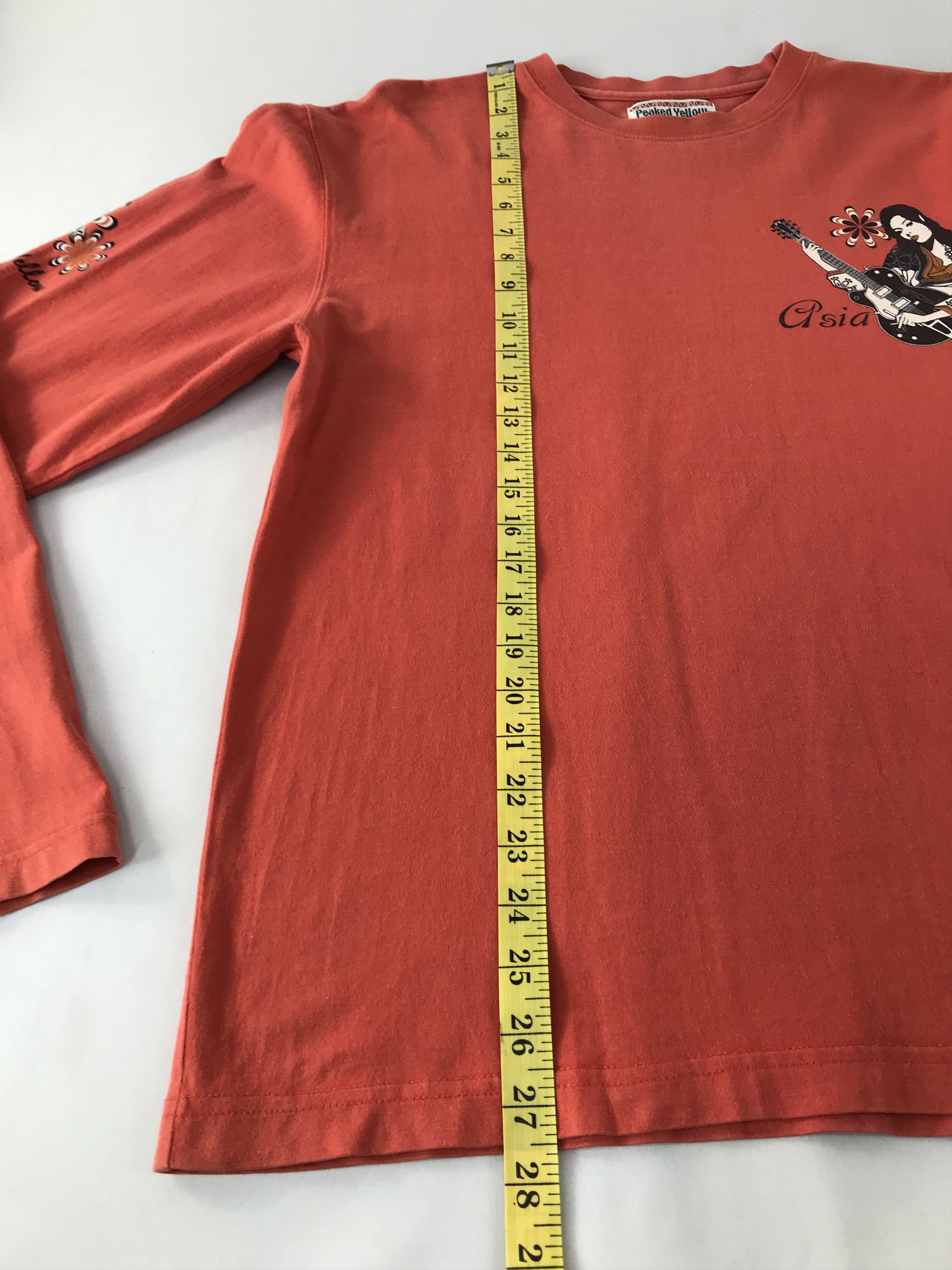 Japanese Brand Peaked Yellow Graphics Girl Asia Long Sleeve T.Shirt Size US M / EU 48-50 / 2 - 11 Thumbnail