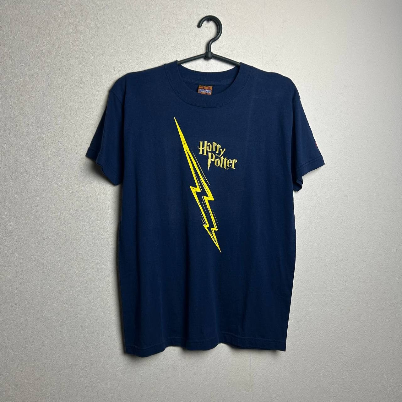 Vintage Vintage harry Potter big logo 2001 movie rare tee size S Size US S / EU 44-46 / 1 - 1 Thumbnail