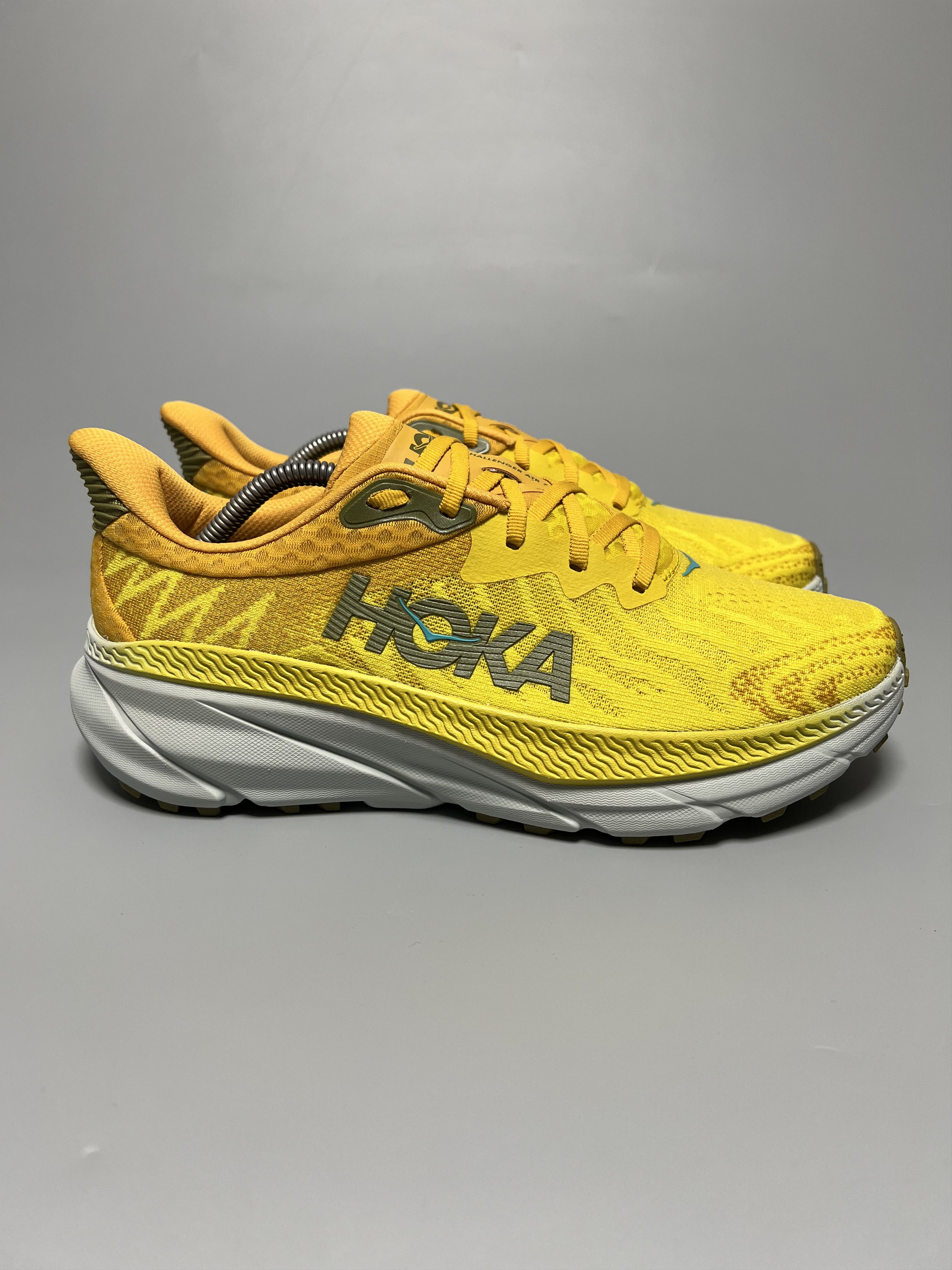 9D Hoka One One Challenger Atr7 Trail Running Shoes in Yellow, Men's