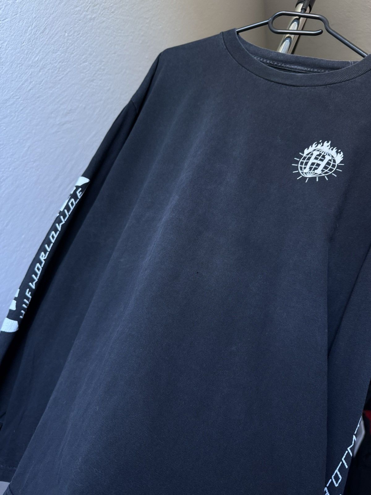 Huf × Thrasher HUF x Thrasher Washed Thrashed Longsleeve Tshirt Skate Size US XL / EU 56 / 4 - 7 Thumbnail
