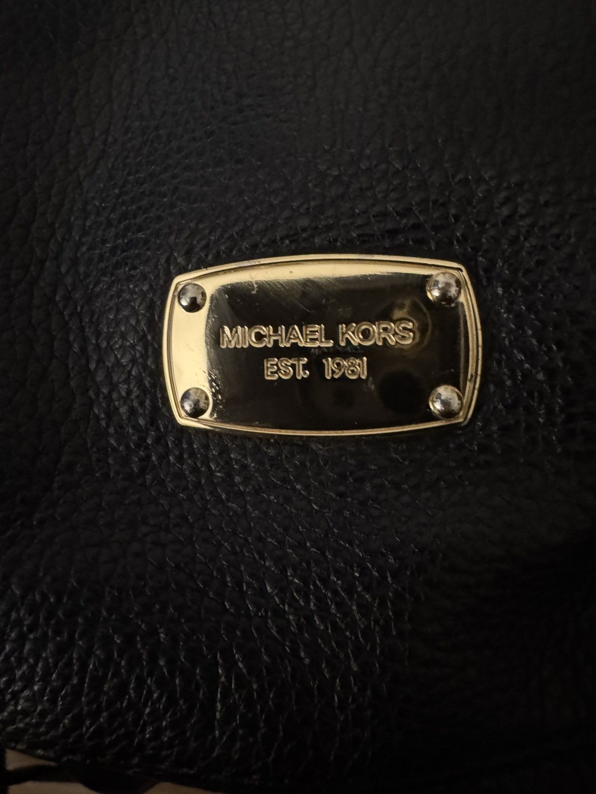 Michael Kors Micheal Kors Brooke Pebbled Black - Used Size ONE SIZE - 9 Thumbnail
