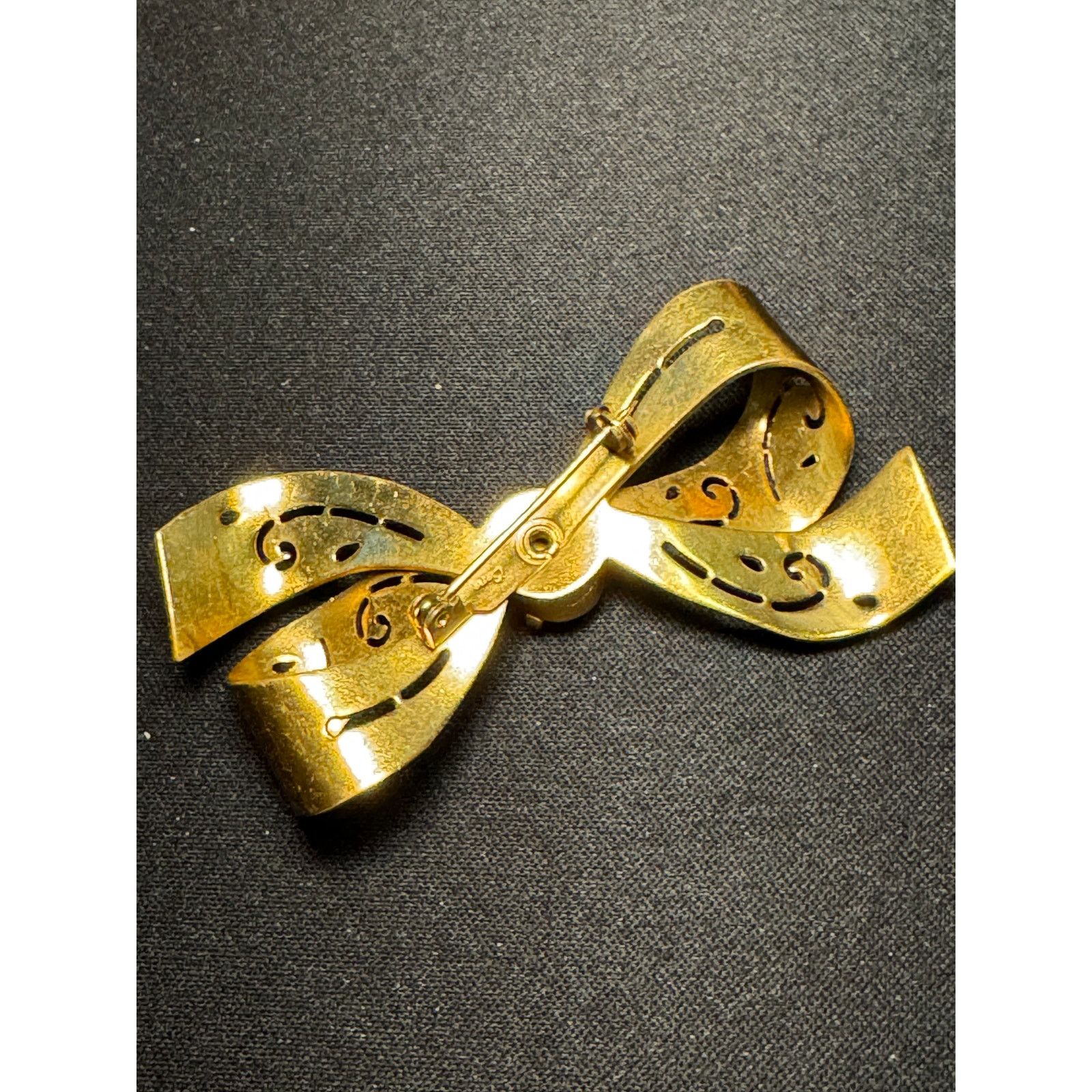 Other Vintage Coro Cut Out Bow Purple Glass Stone Brooch Size ONE SIZE - 4 Thumbnail