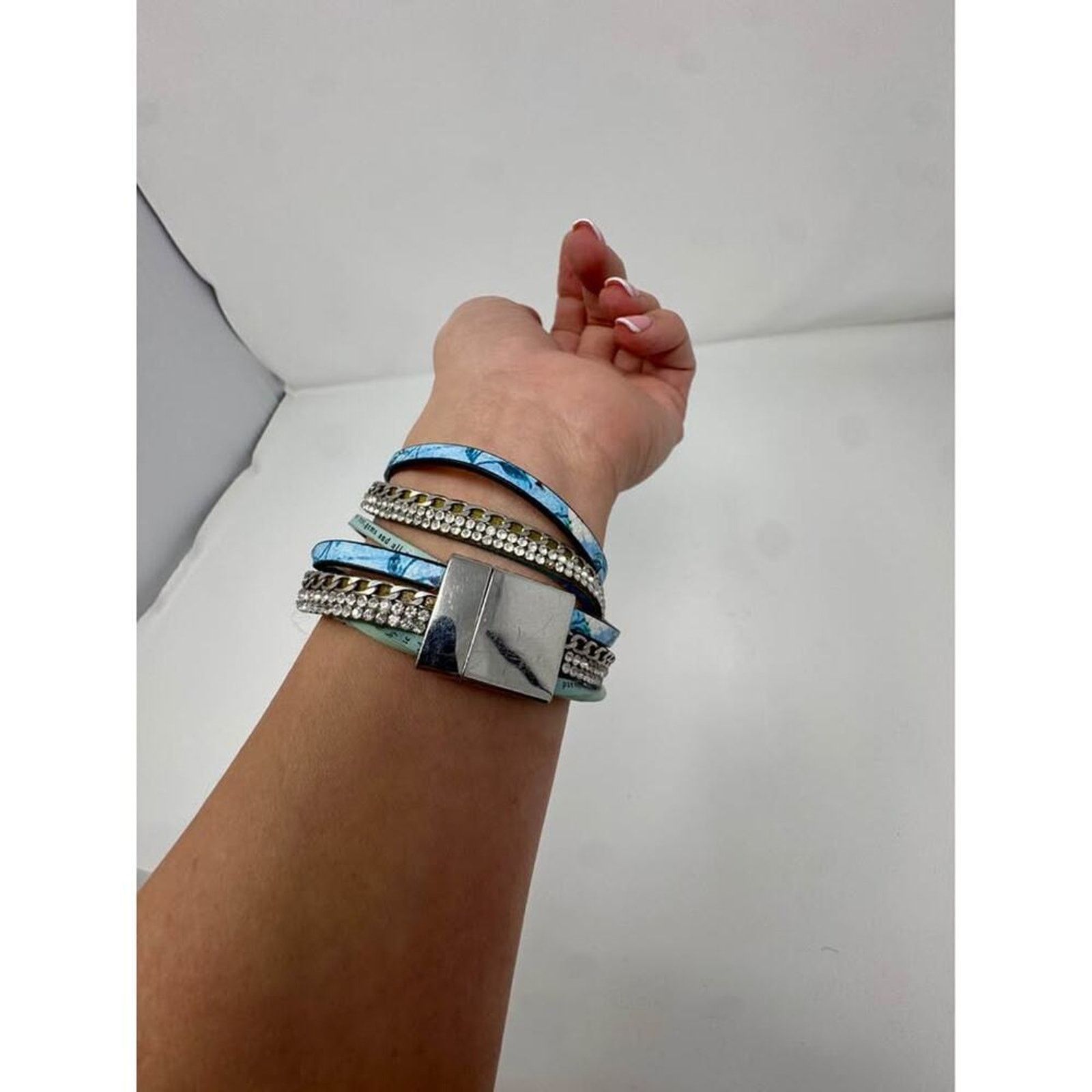 Other Blue Leather bracelet with rhinestones Size ONE SIZE - 4 Thumbnail