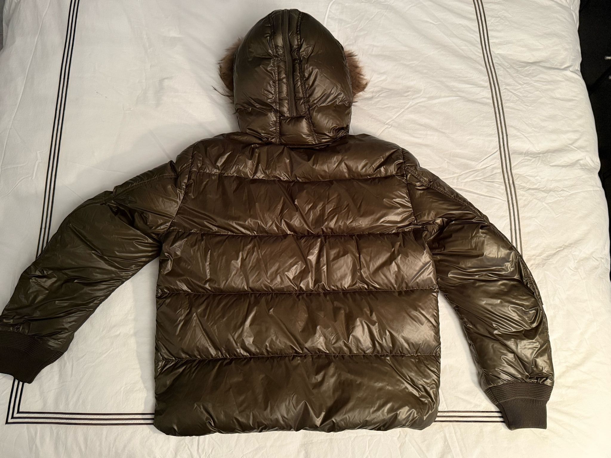 Moncler Hooded Down Jacket Coat Size US L / EU 52-54 / 3 - 3 Thumbnail