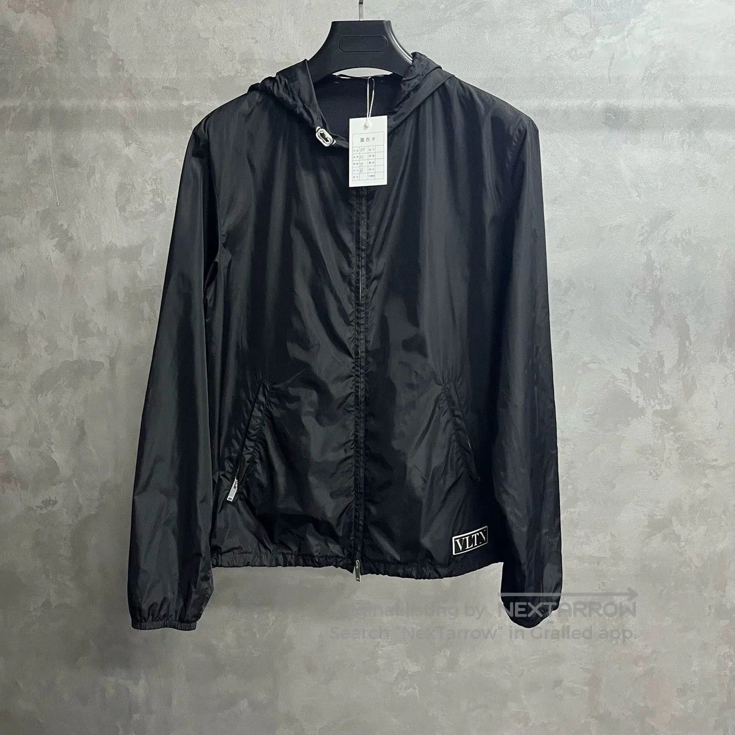 Valentino Valentino Black Letter Patch Hooded Jacket. Size US L / EU 52-54 / 3 - 1 Thumbnail