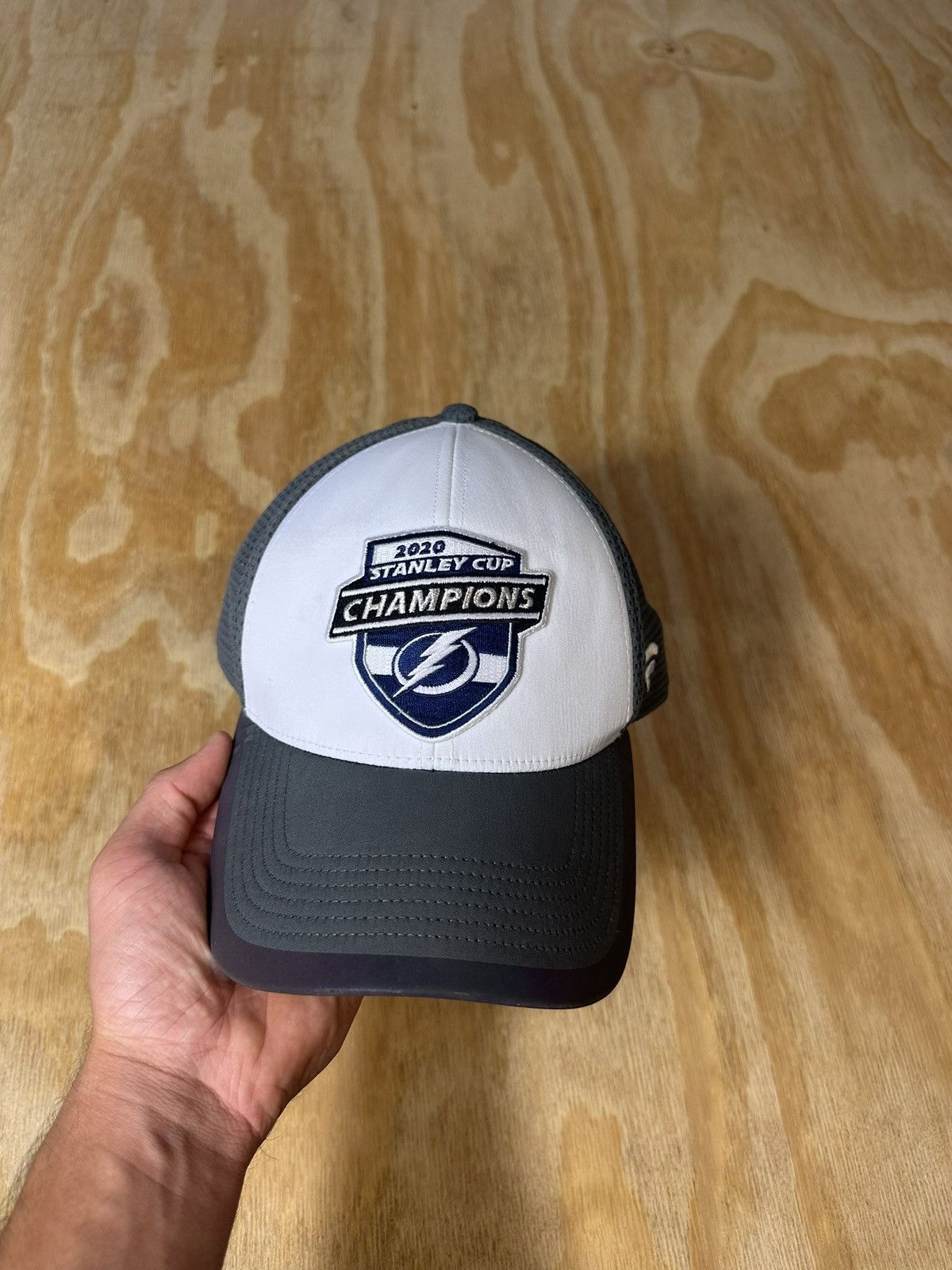 NHL × Vintage Tampa Bay Lightning 2020 Champions Snapback Hat NHL Hockey Size ONE SIZE - 1 Thumbnail