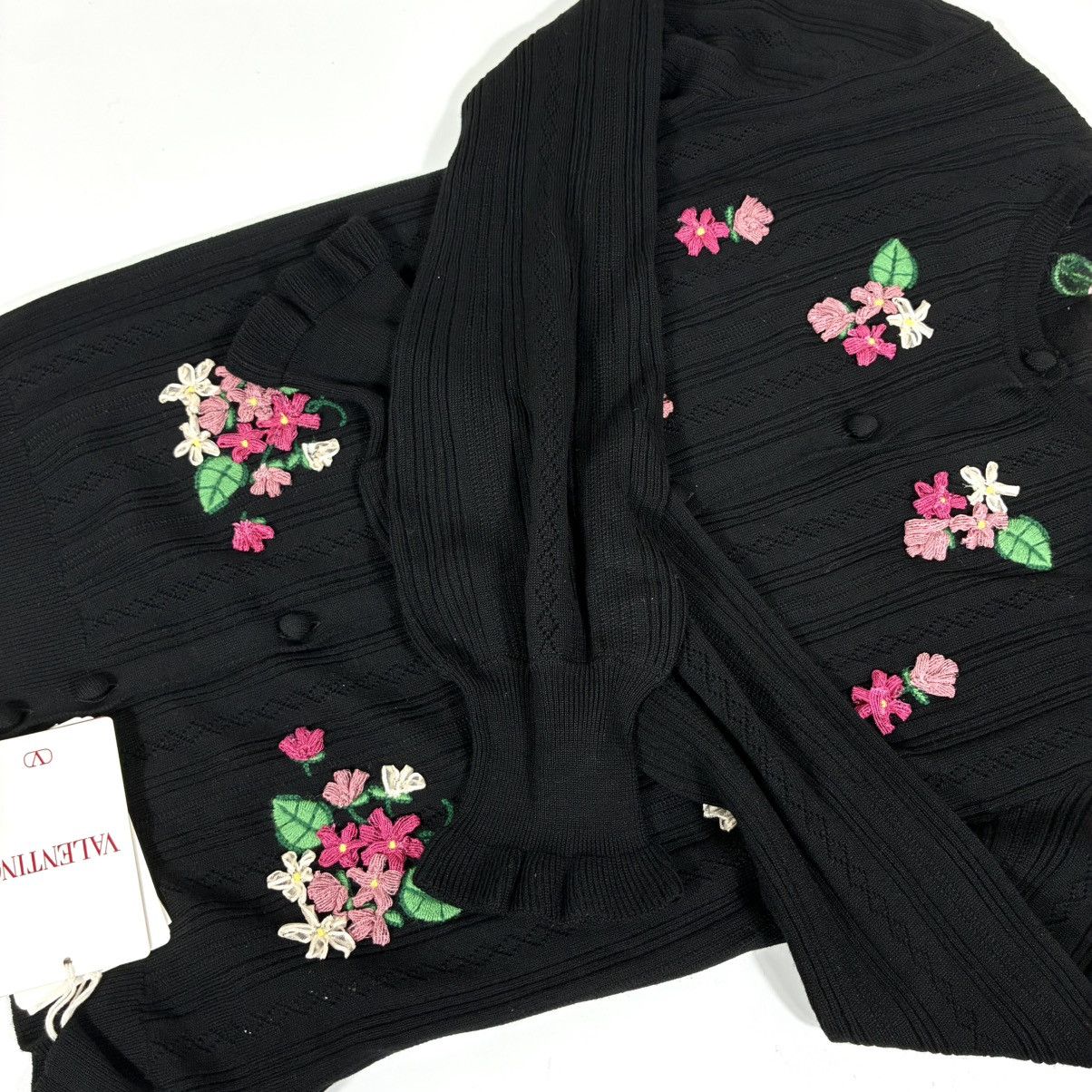 Valentino Valentino Garavani Floral Embroidered Wool Cardigan S Black Size S / US 4 / IT 40 - 7 Thumbnail