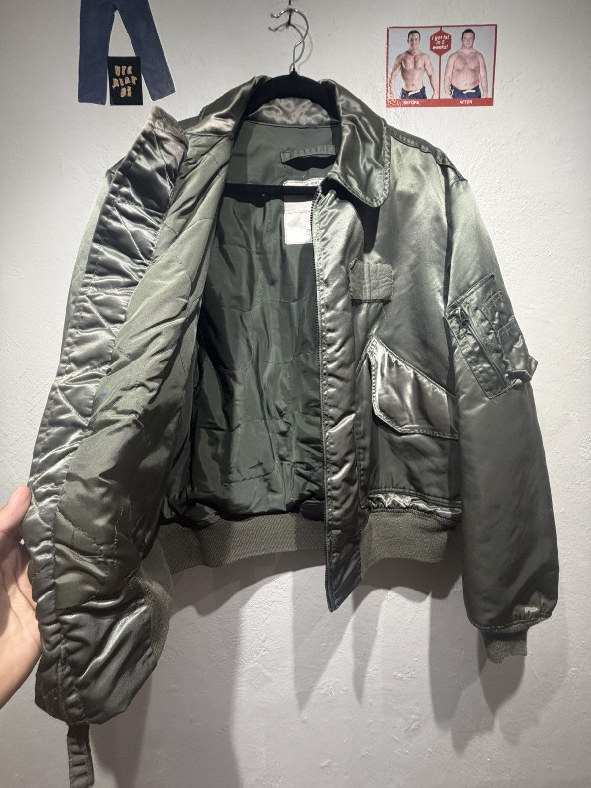 Vintage vintage US military CWU-45 flight jacket Size US L / EU 52-54 / 3 - 4 Thumbnail