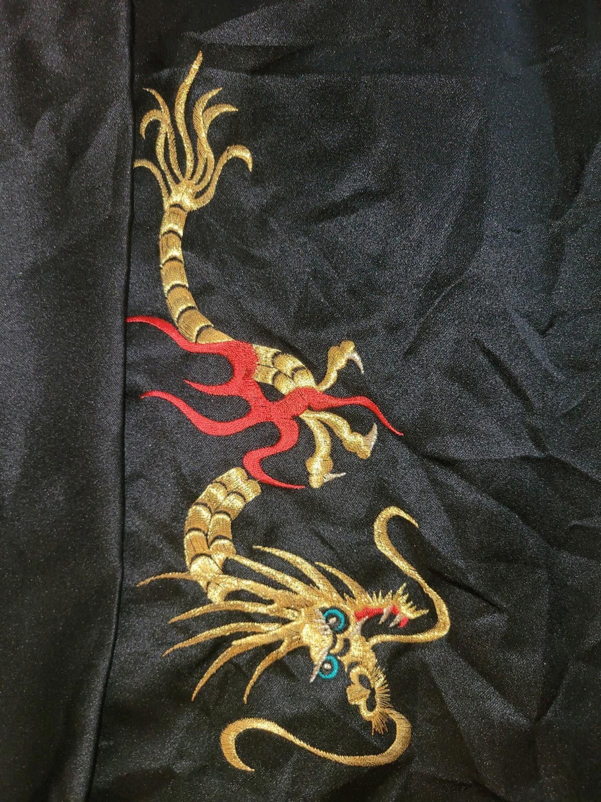 The Unbranded Brand unisex black satin robe with gold dragon embroidery Size ONE SIZE - 3 Thumbnail