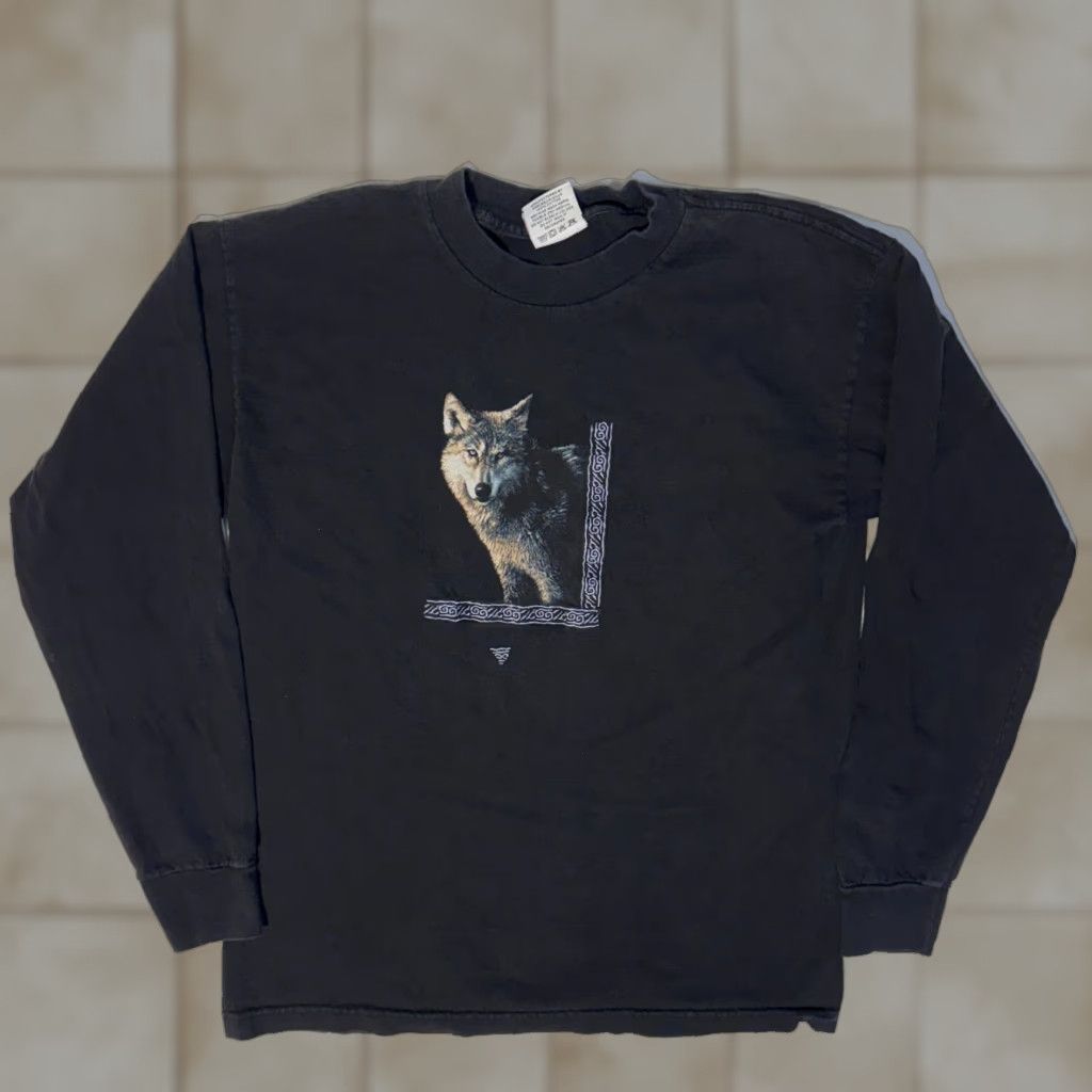 Vintage VINTAGE Harlequin Tribal Wolf Tee Shirt Long Sleeve Black Crew Neck XS? Size US S / EU 44-46 / 1 - 1 Thumbnail