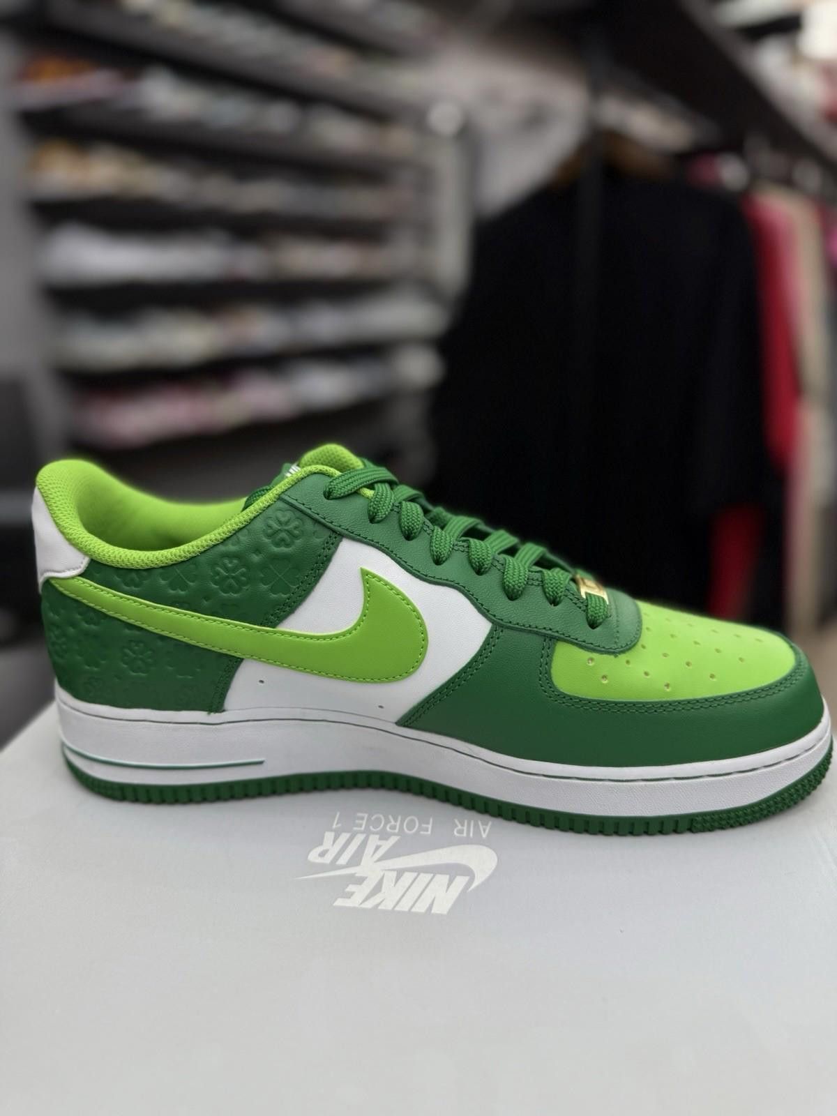 Nike Size 10.5 - Nike Air Force 1 Low St. Patrick's Day Brand New Size US 10.5 / EU 43-44 - 7 Thumbnail