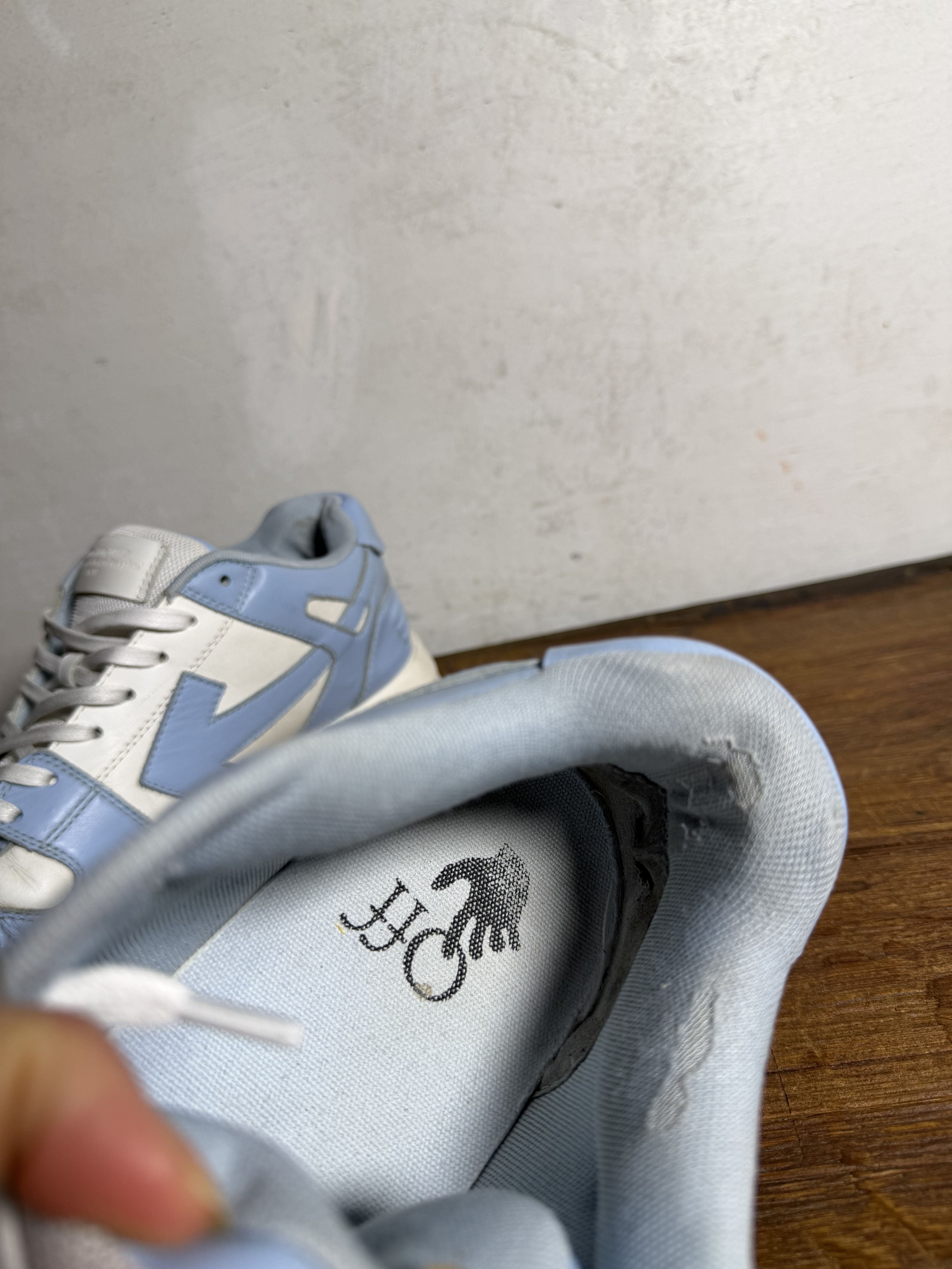 Off-White Off-White Out of Office White Blue Sneakers Size US 10 / EU 43 - 15 Thumbnail