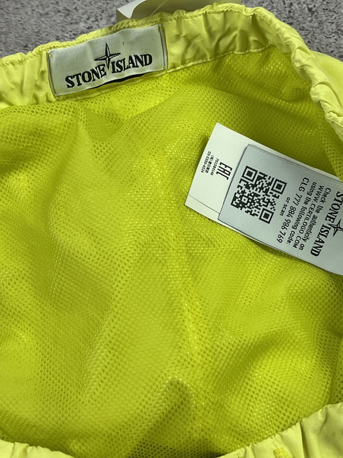 Stone Island Stone Island Nylon Swim Shorts – Neon Yellow (Size M) Size US 32 / EU 48 - 9 Thumbnail